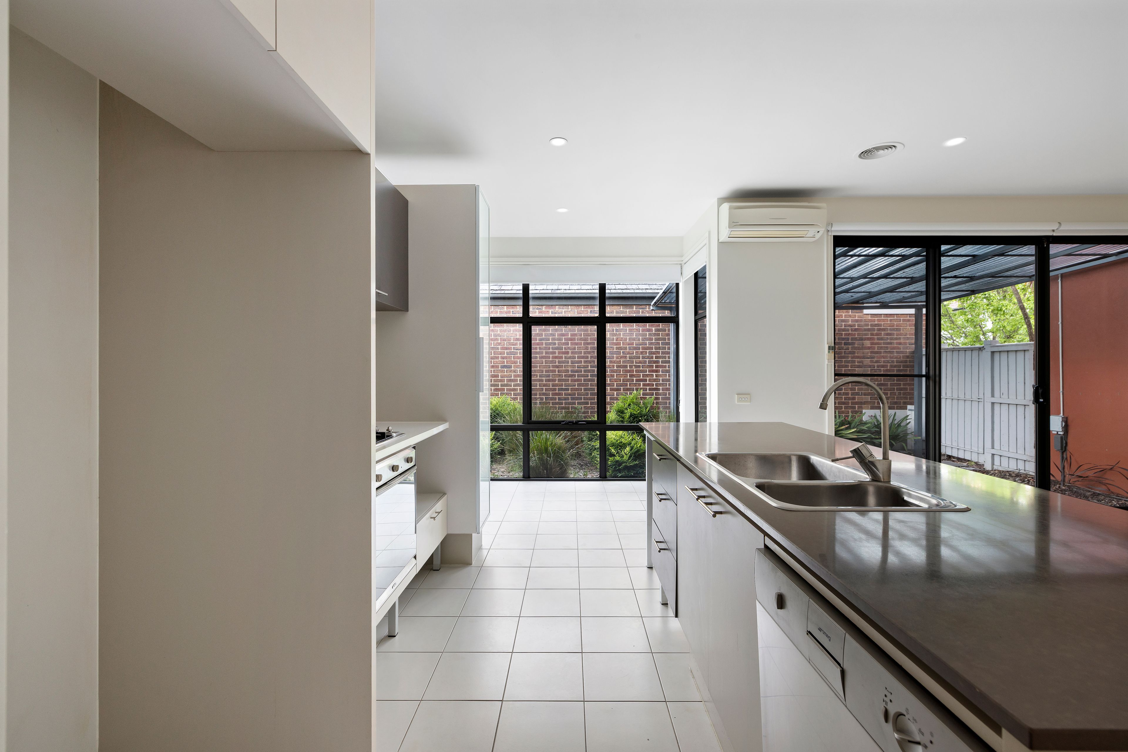 2 Kiora Court — photo 14 of 15