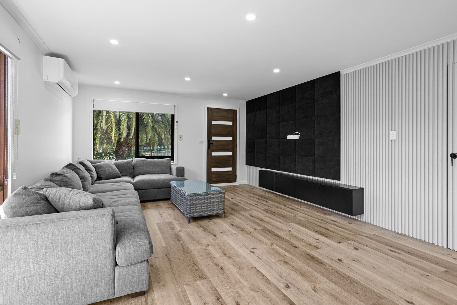 172 Ninth Avenue South, Rosebud, VIC 3939