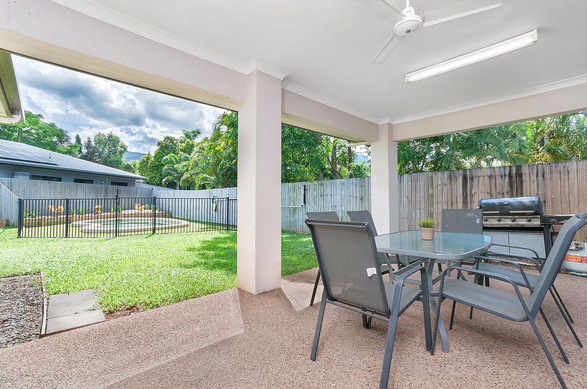 16 Milko Close, Brinsmead, QLD 4870