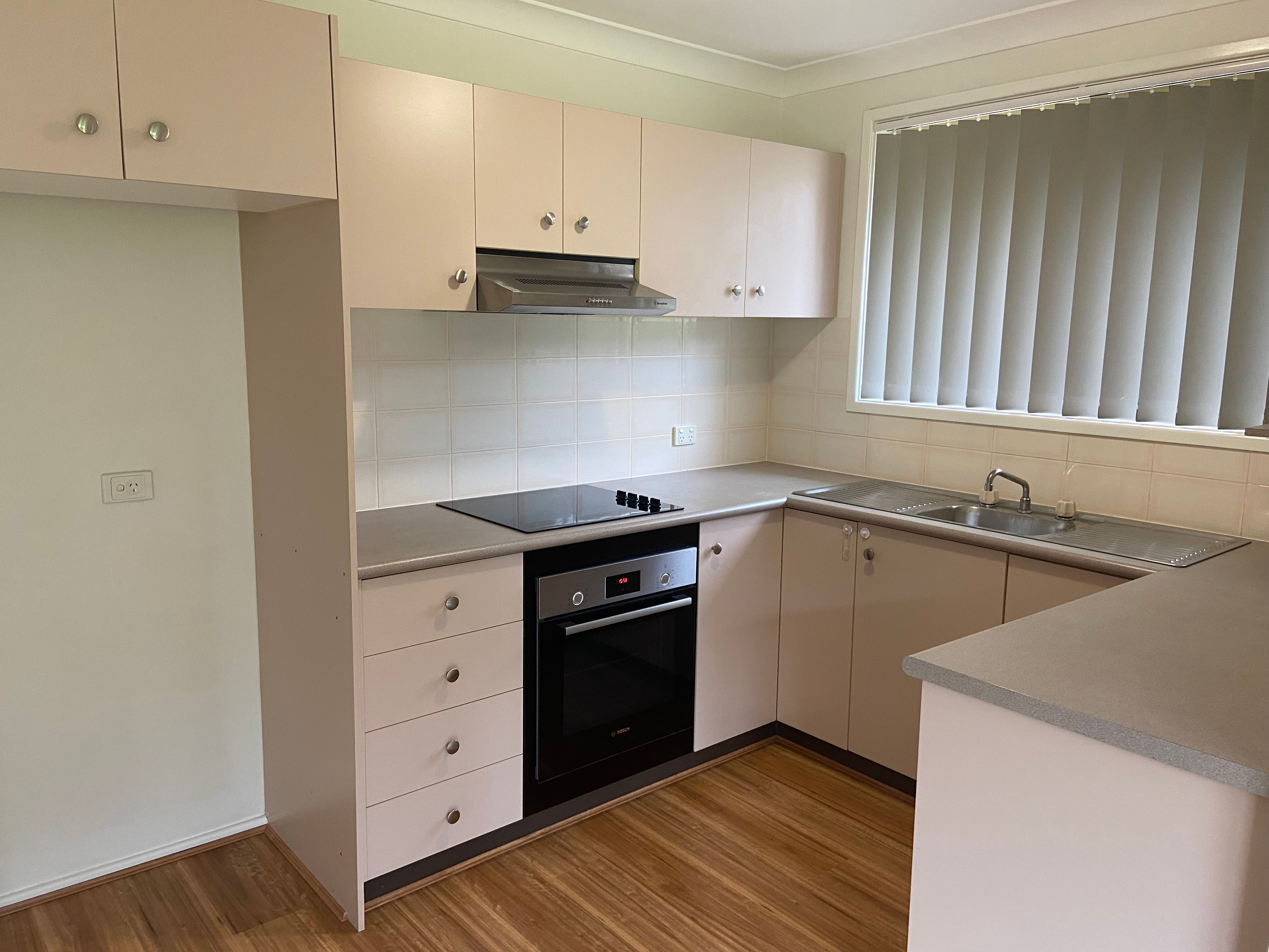 43 Roper Road, Albion Park, NSW 2527