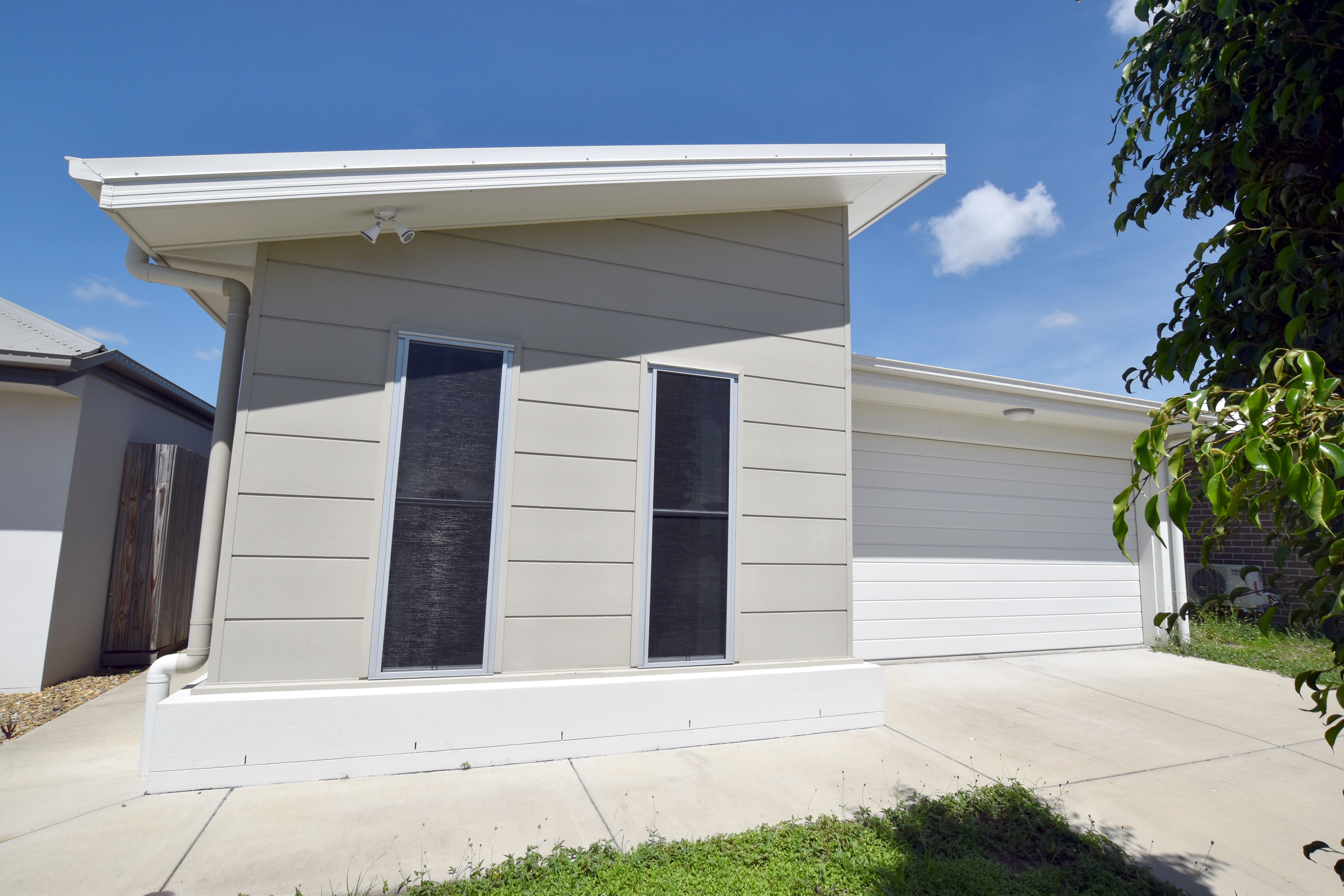 24 Seagull Boulevard, Kirkwood, QLD 4680