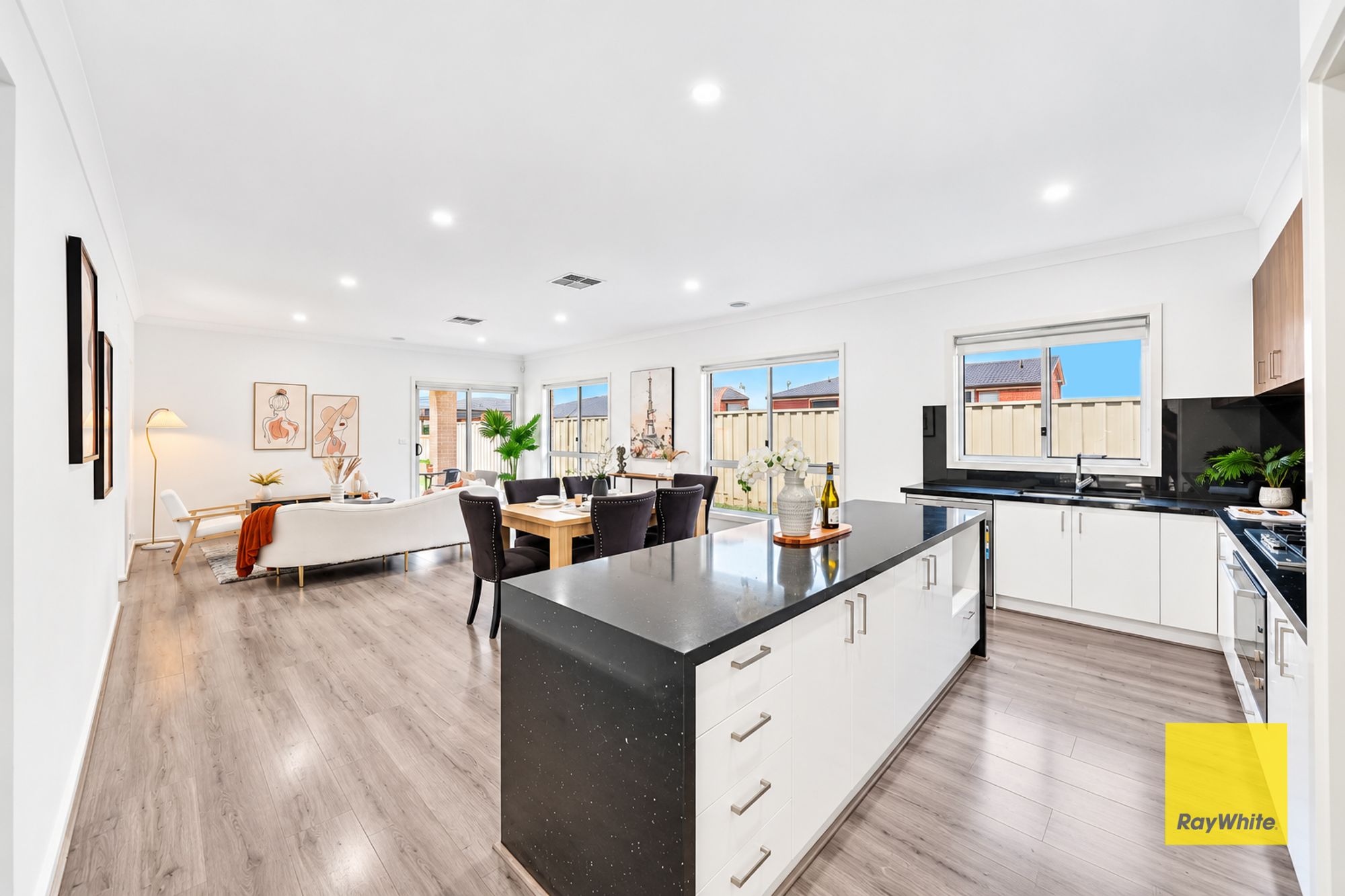 7 Tolhurst Street — photo 7 of 18
