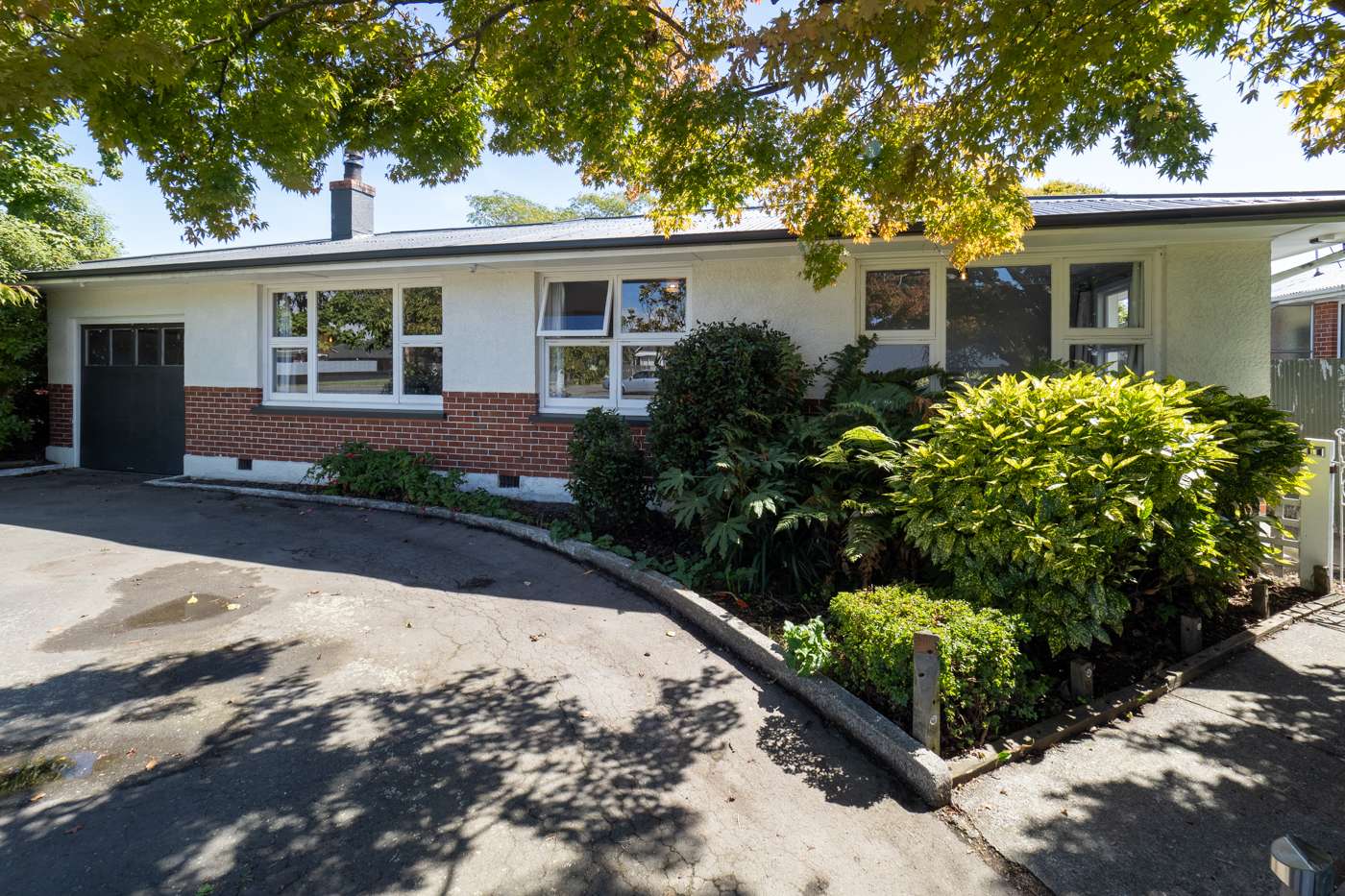 63 Creek Road photo 5