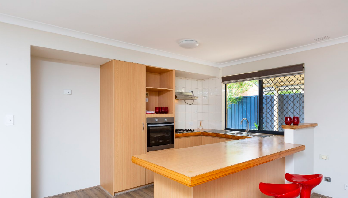 43 Campbell Street — photo 5 of 20