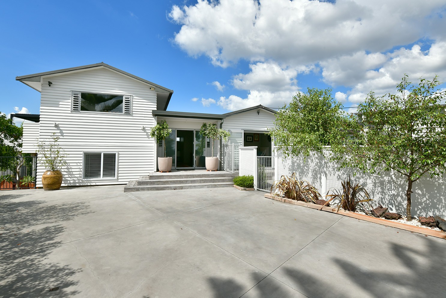 138 Arran Road, Browns Bay, North Shore City