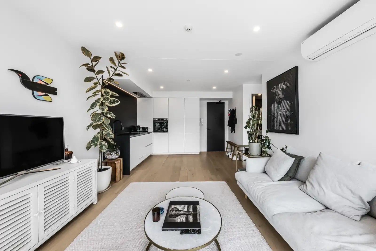 303/2 Miller Street, Point Chevalier, Auckland City