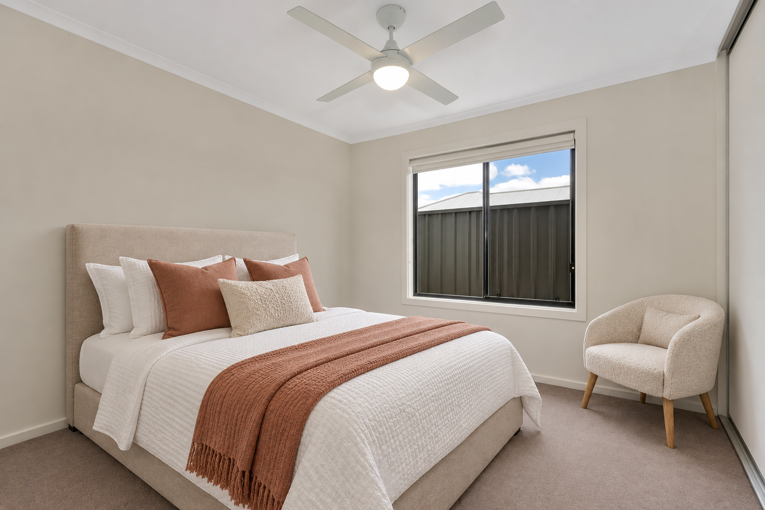 19 Verdale Crescent — photo 8 of 13