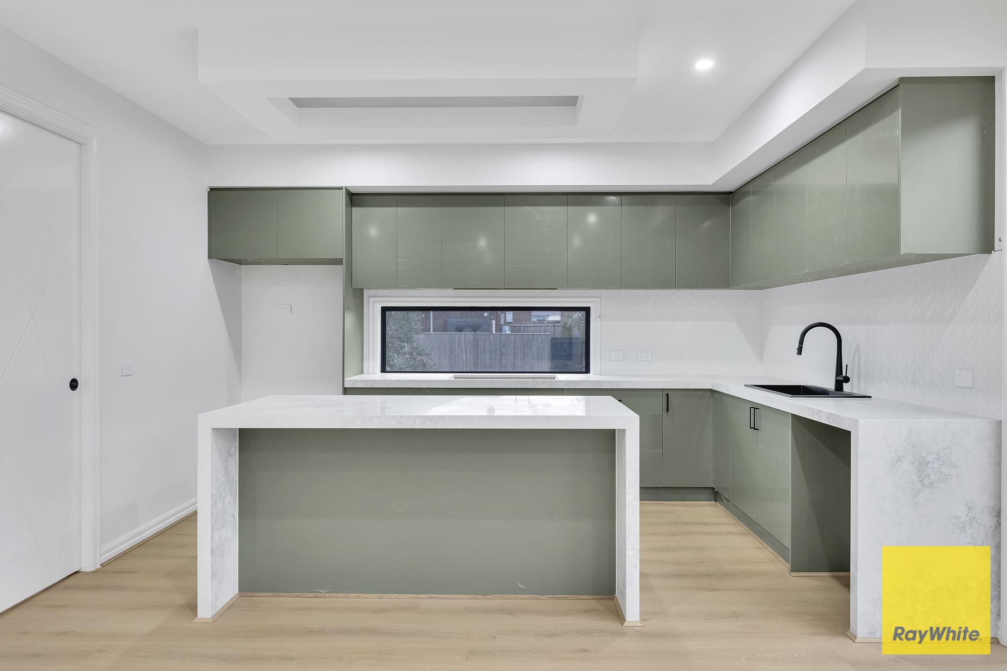 57 Feronia Avenue — photo 9 of 20