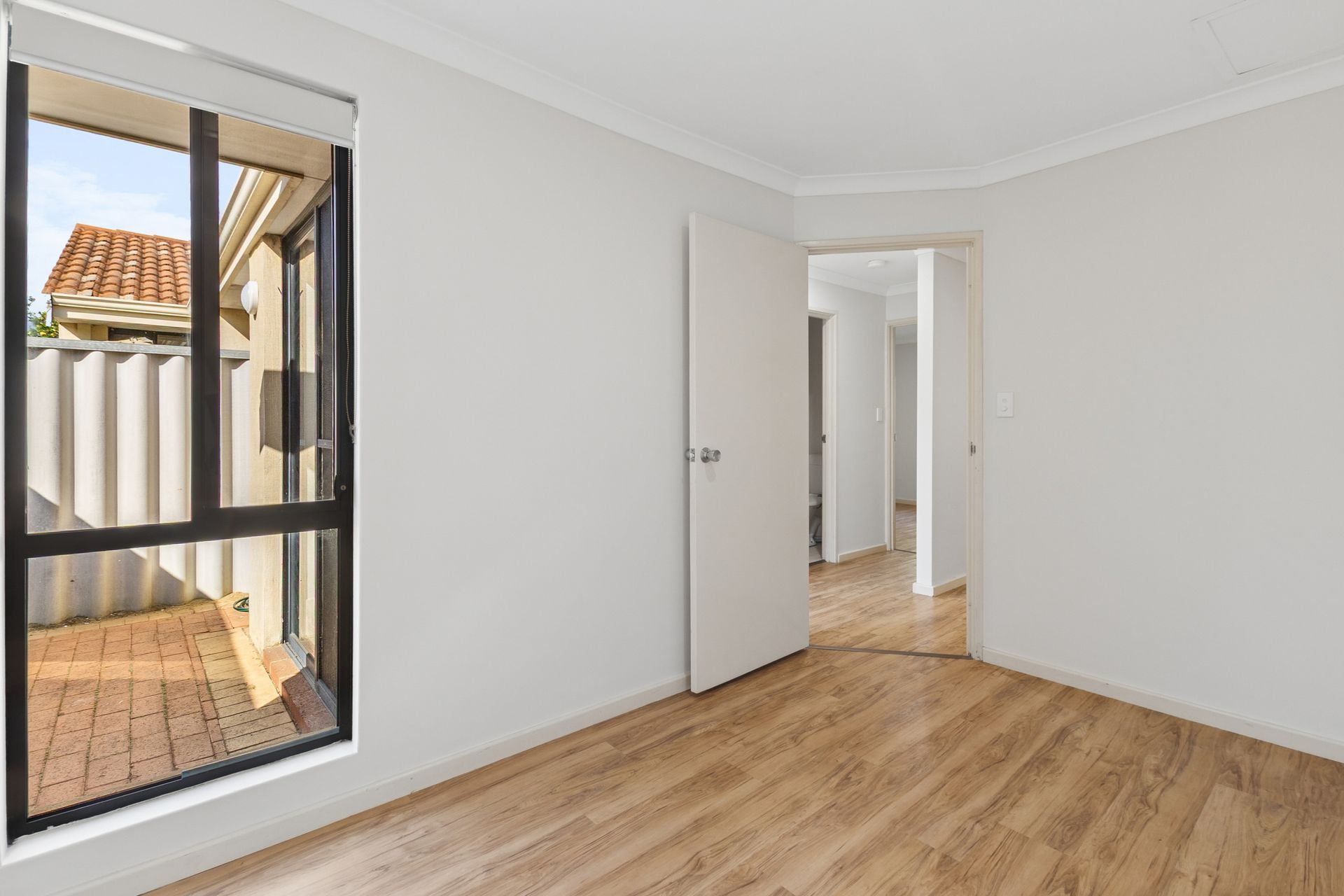 31/11 Elvire Street — photo 9 of 17