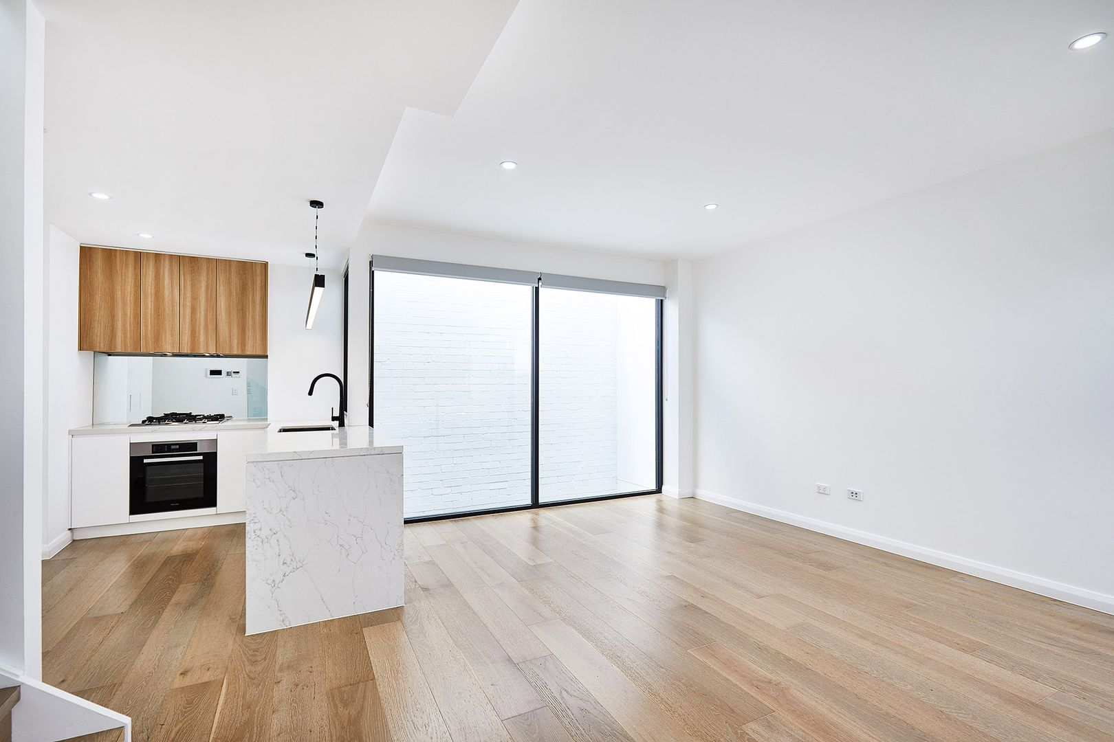 4 Samuel Lane — photo 6 of 7