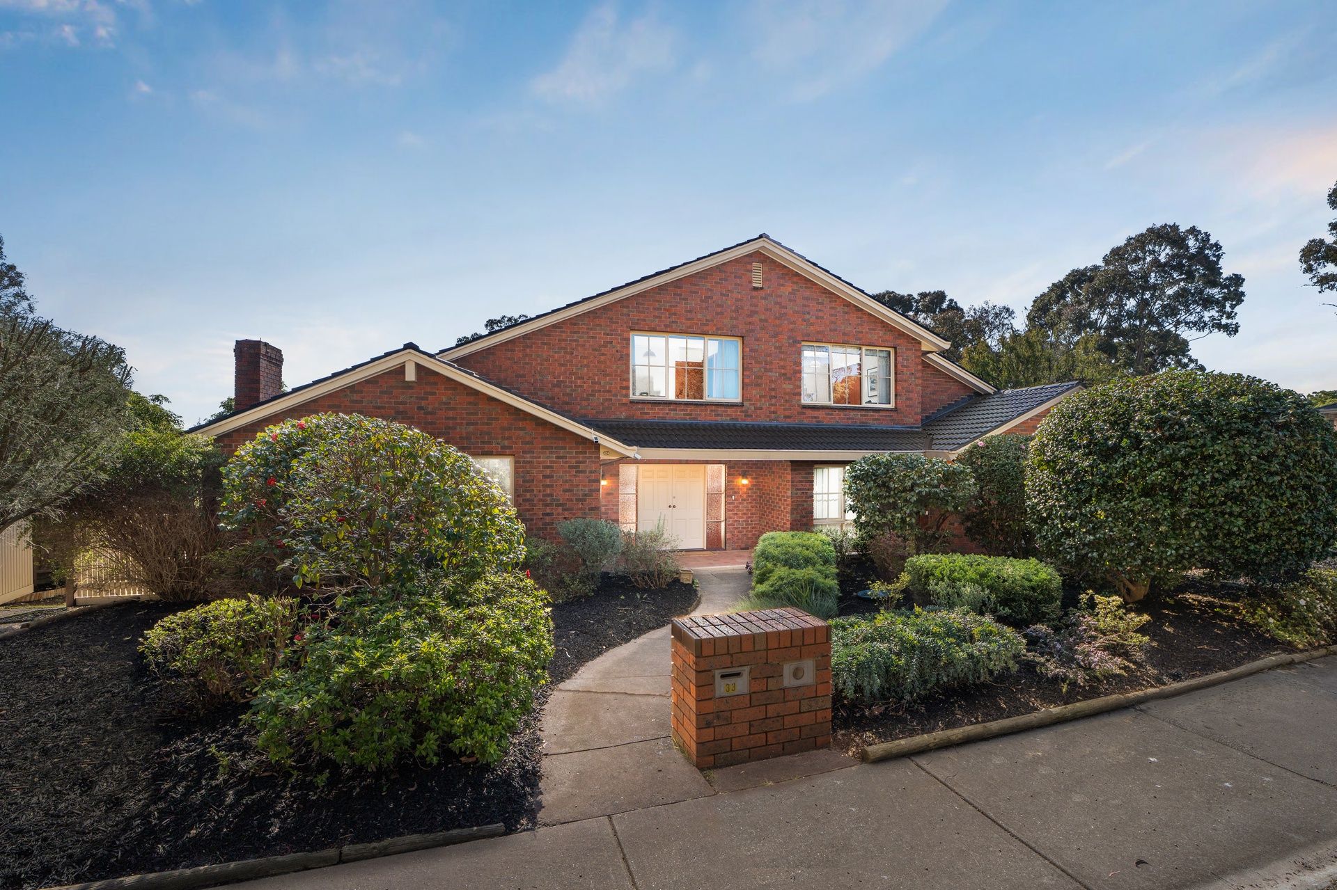 33 Donald Road — photo from Ray White Judd White Group - Glen Waverley