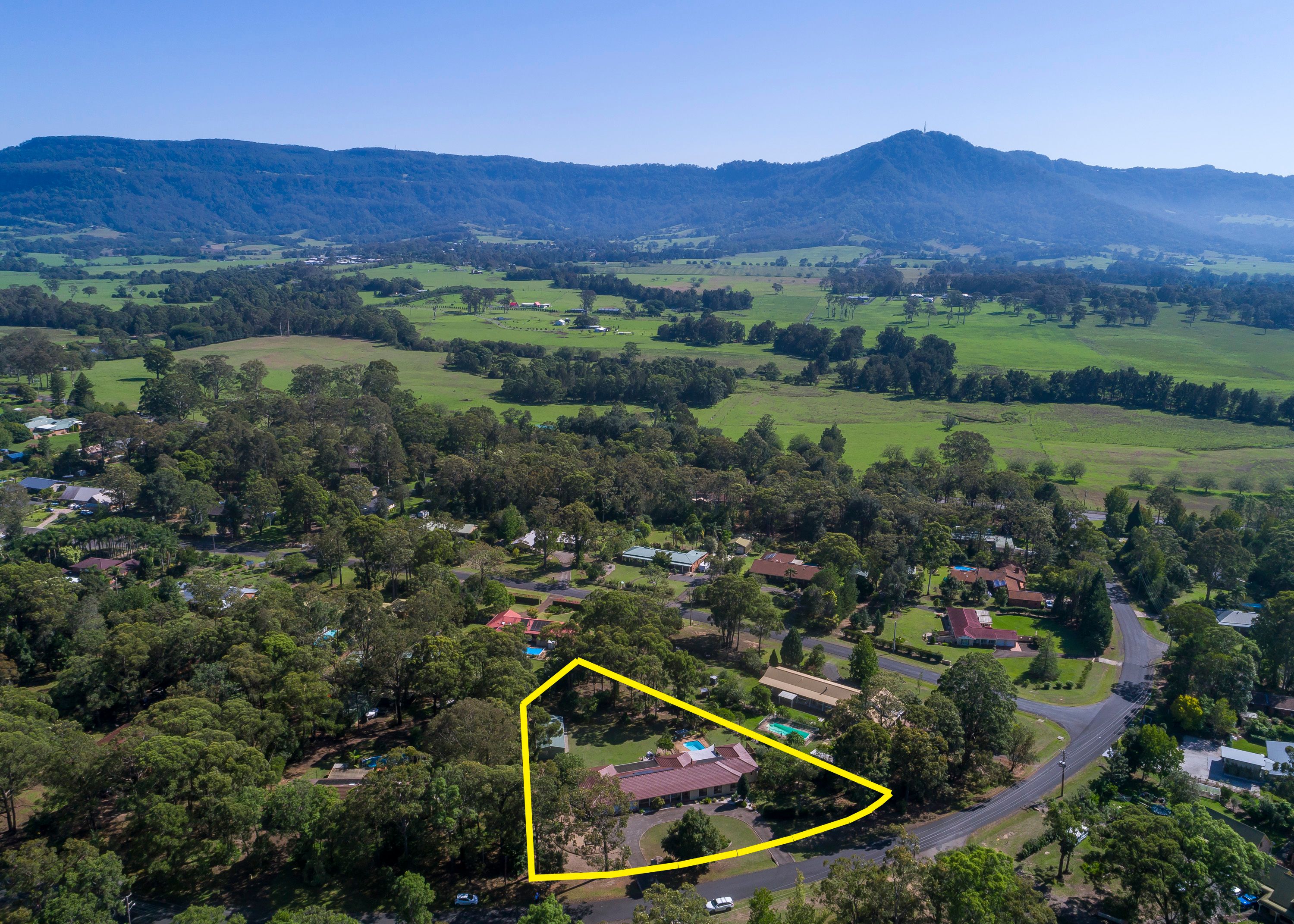 10 Moondara Drive, Bangalee, NSW 2541