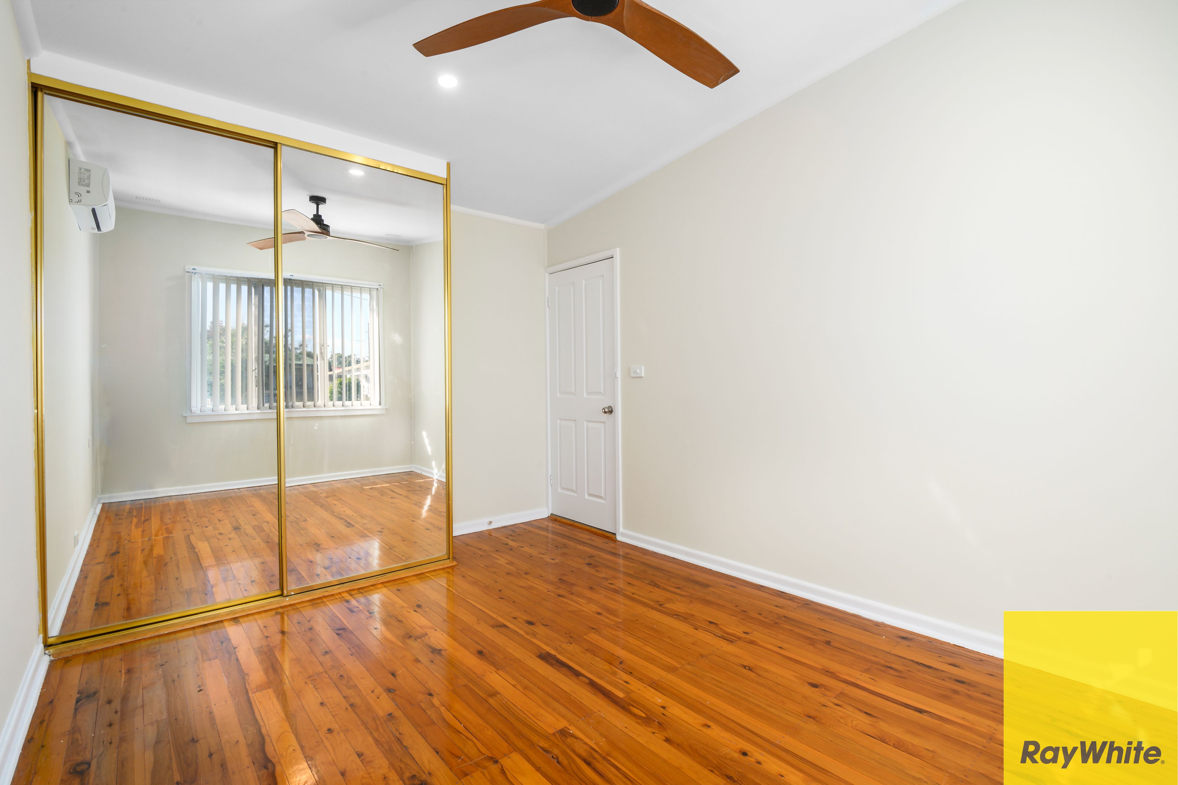 4 Wilga Street, North St Marys, NSW 2760 House for Rent St Marys, St Clair & Rooty Hill