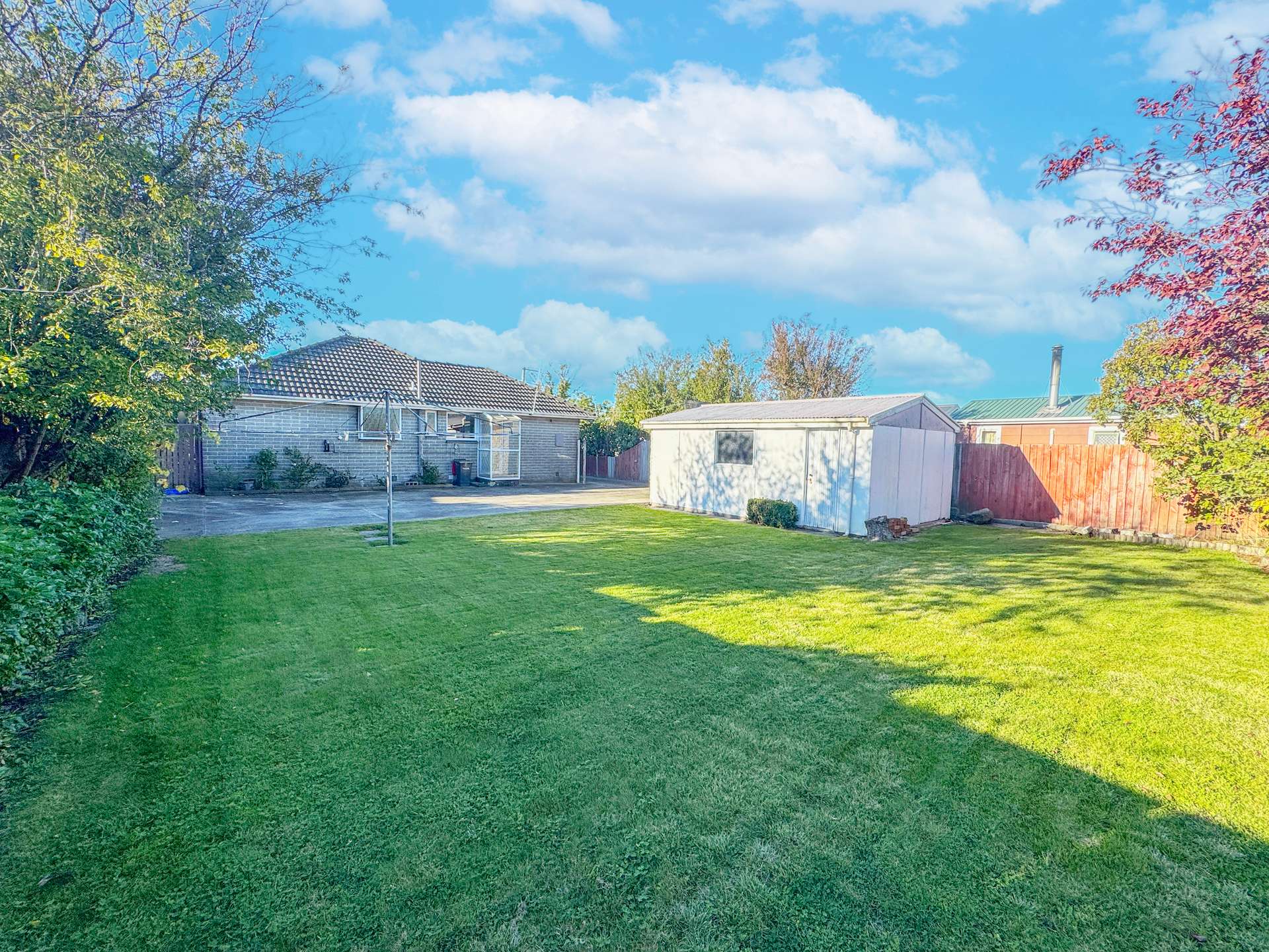 17 Roberts Road photo 13
