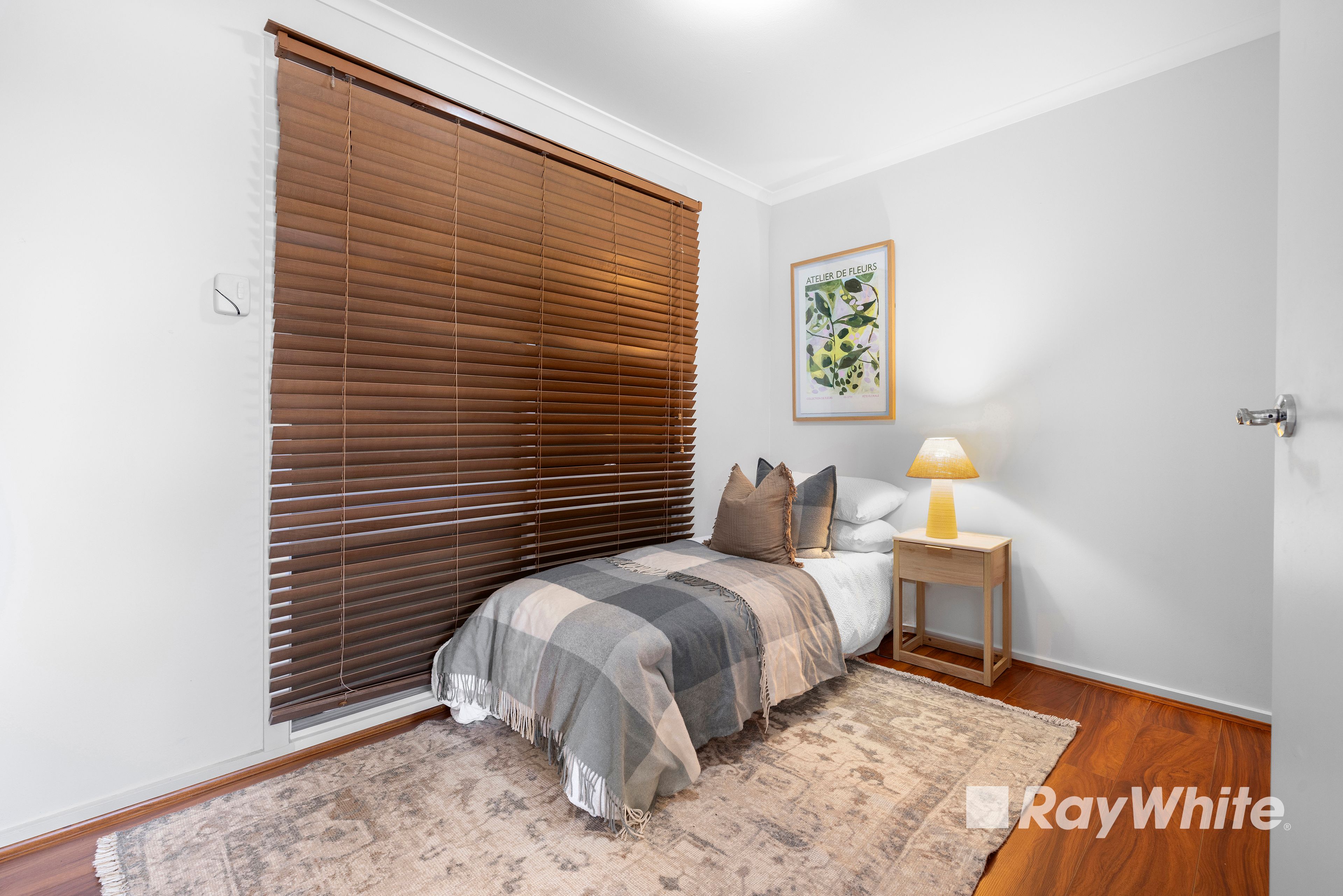 84 Chalcot Drive — photo 17 of 22