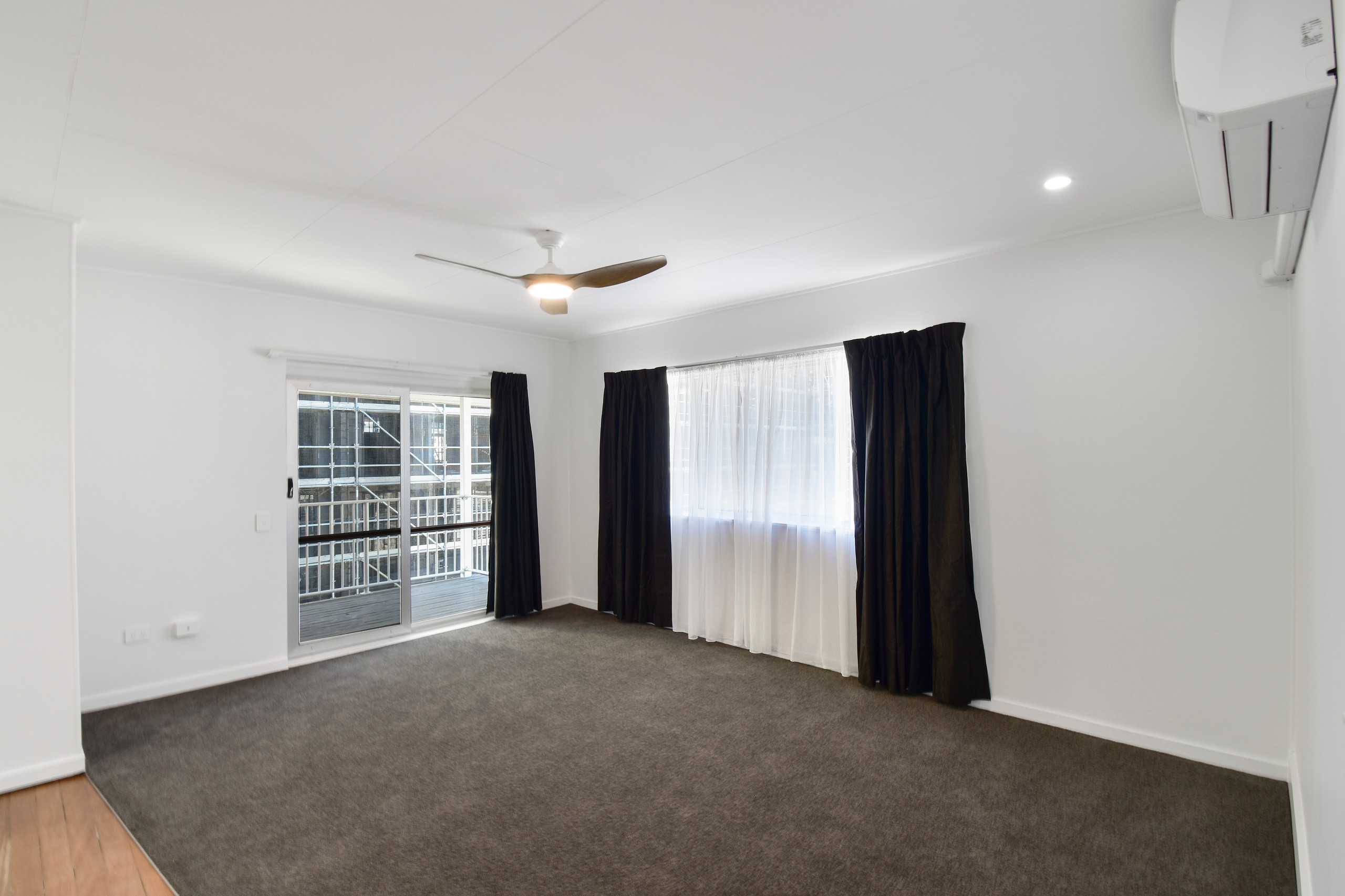 2/15 Dingle Avenue, Kings Beach, QLD 4551