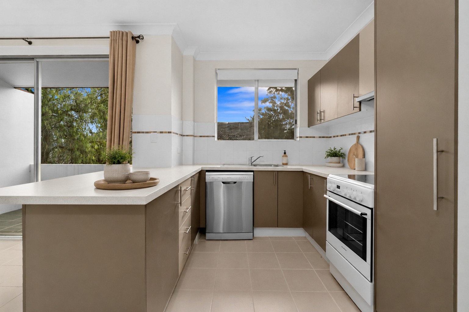 8/104 Windsor Street, Richmond, NSW 2753