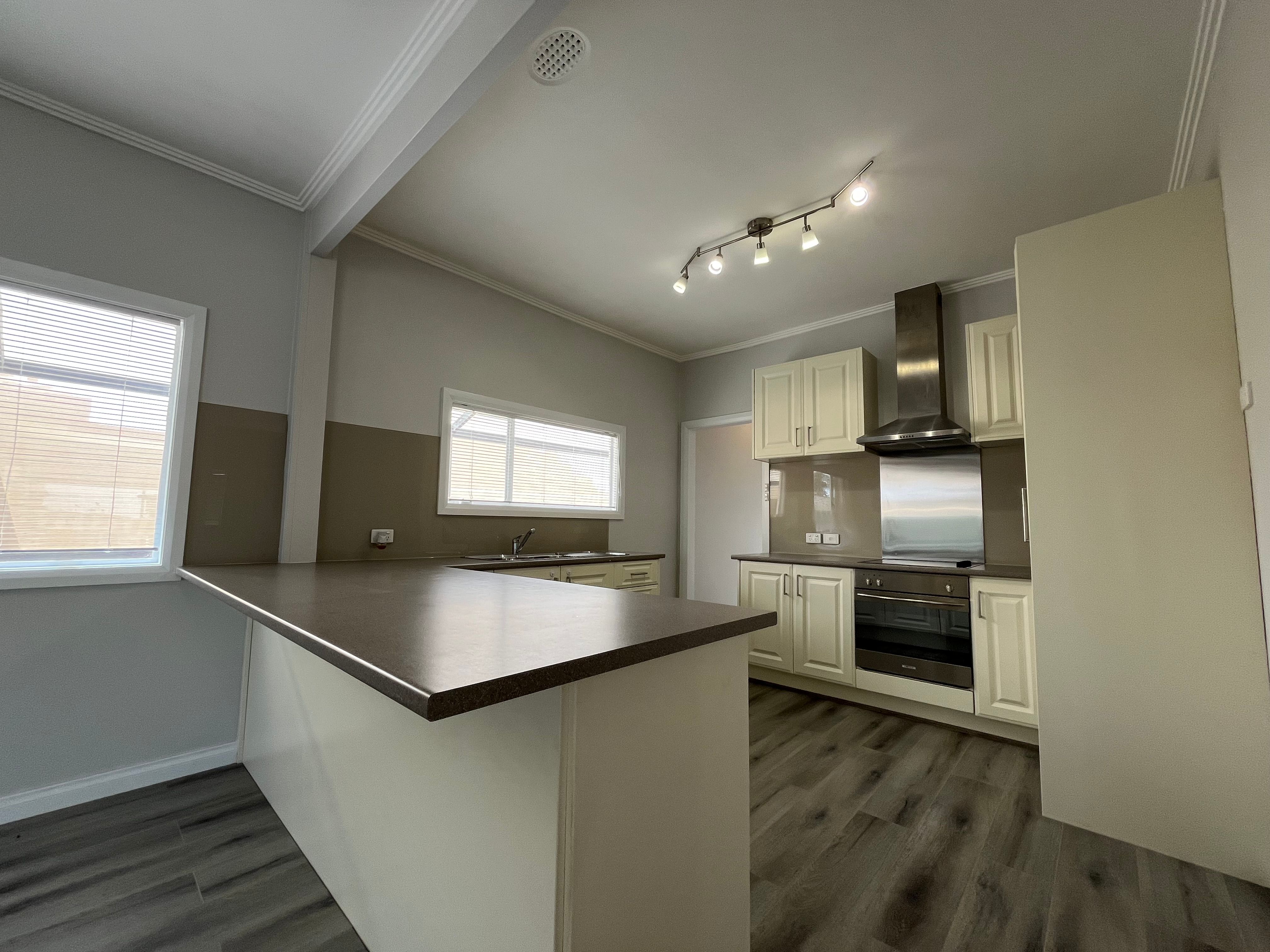 59 Forster Street — photo 8 of 17