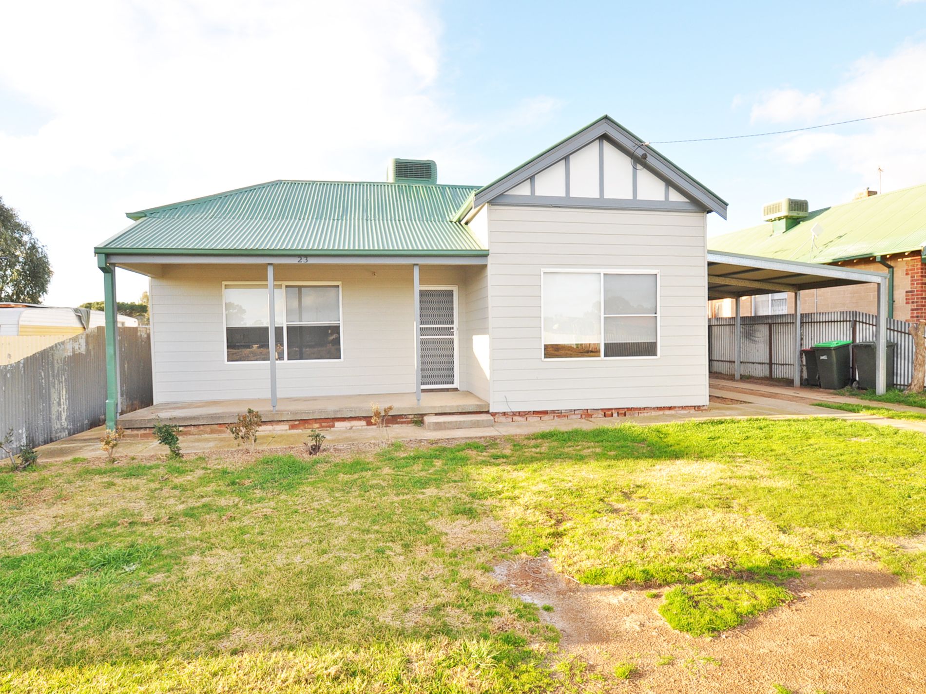 23 castle street, junee, nsw 2663 - house for rent - ray