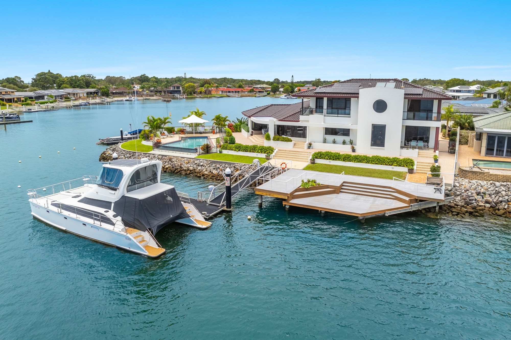 18 Edgewater Close, Yamba, NSW 2464