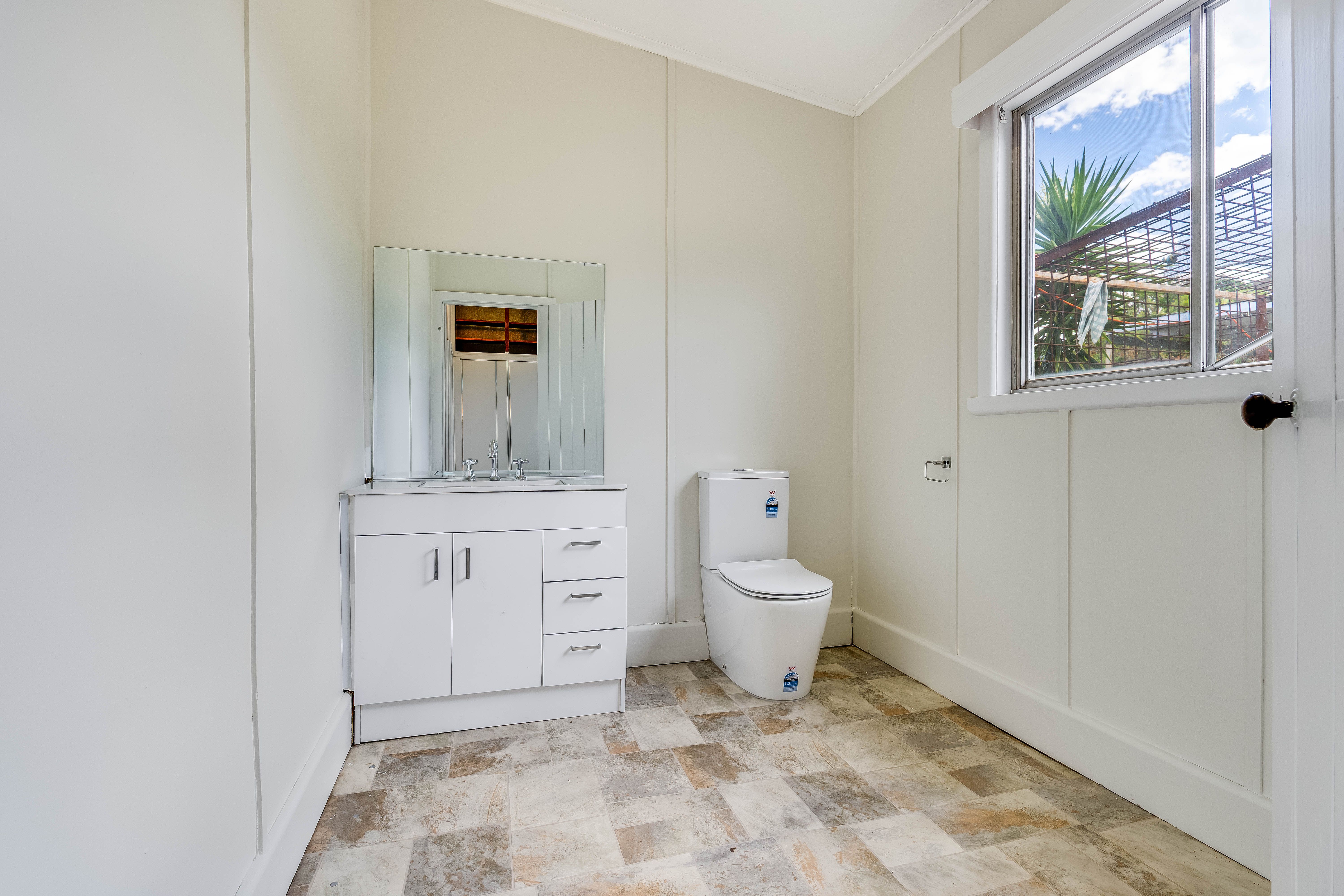 496 Douglas Road — photo 7 of 12