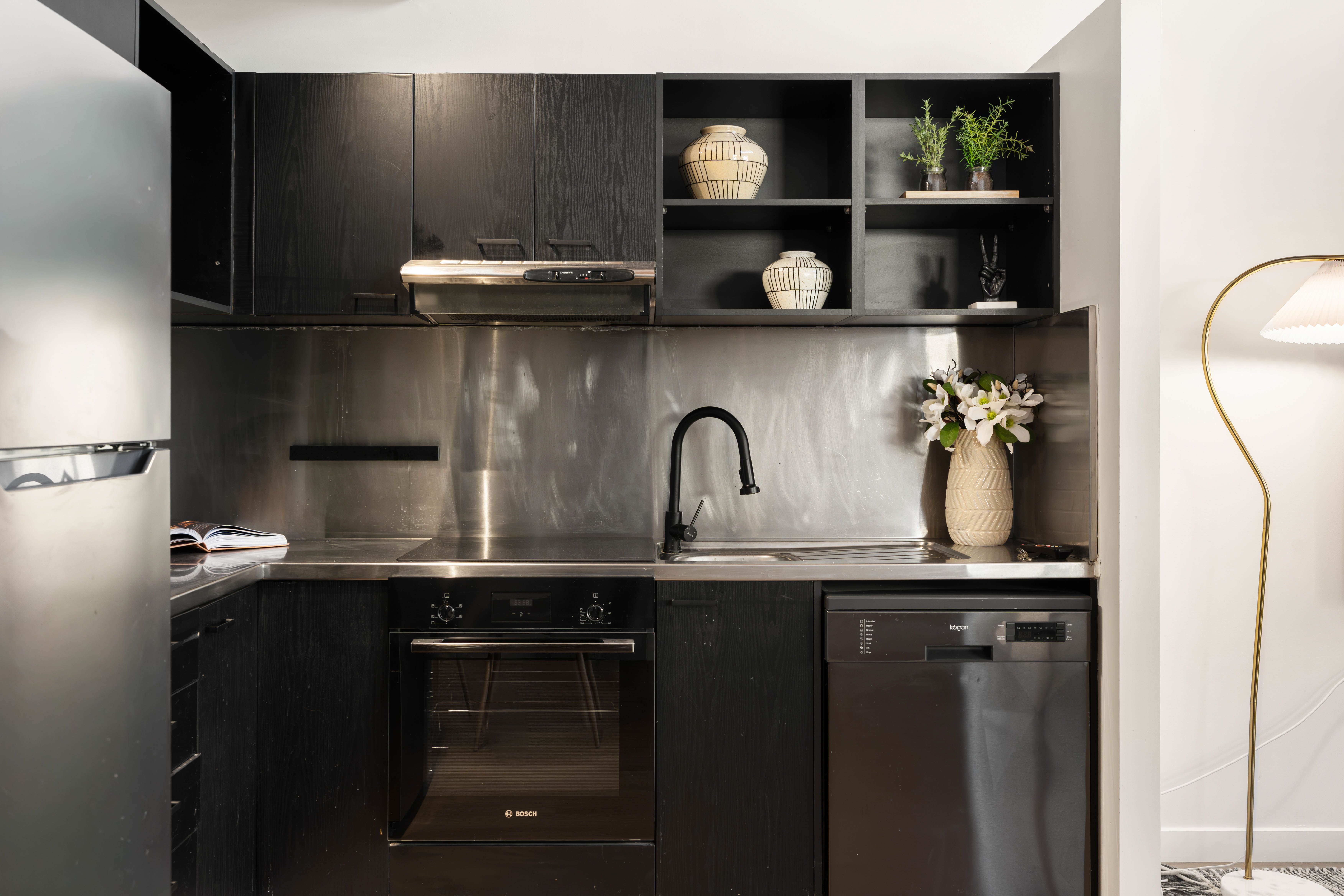 207/6 Florence Street — photo 5 of 30