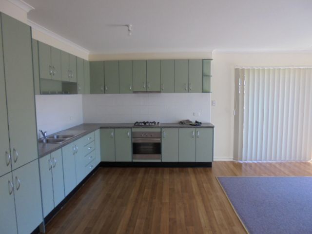 2/53 Menzies Avenue, Dandenong North, VIC 3175