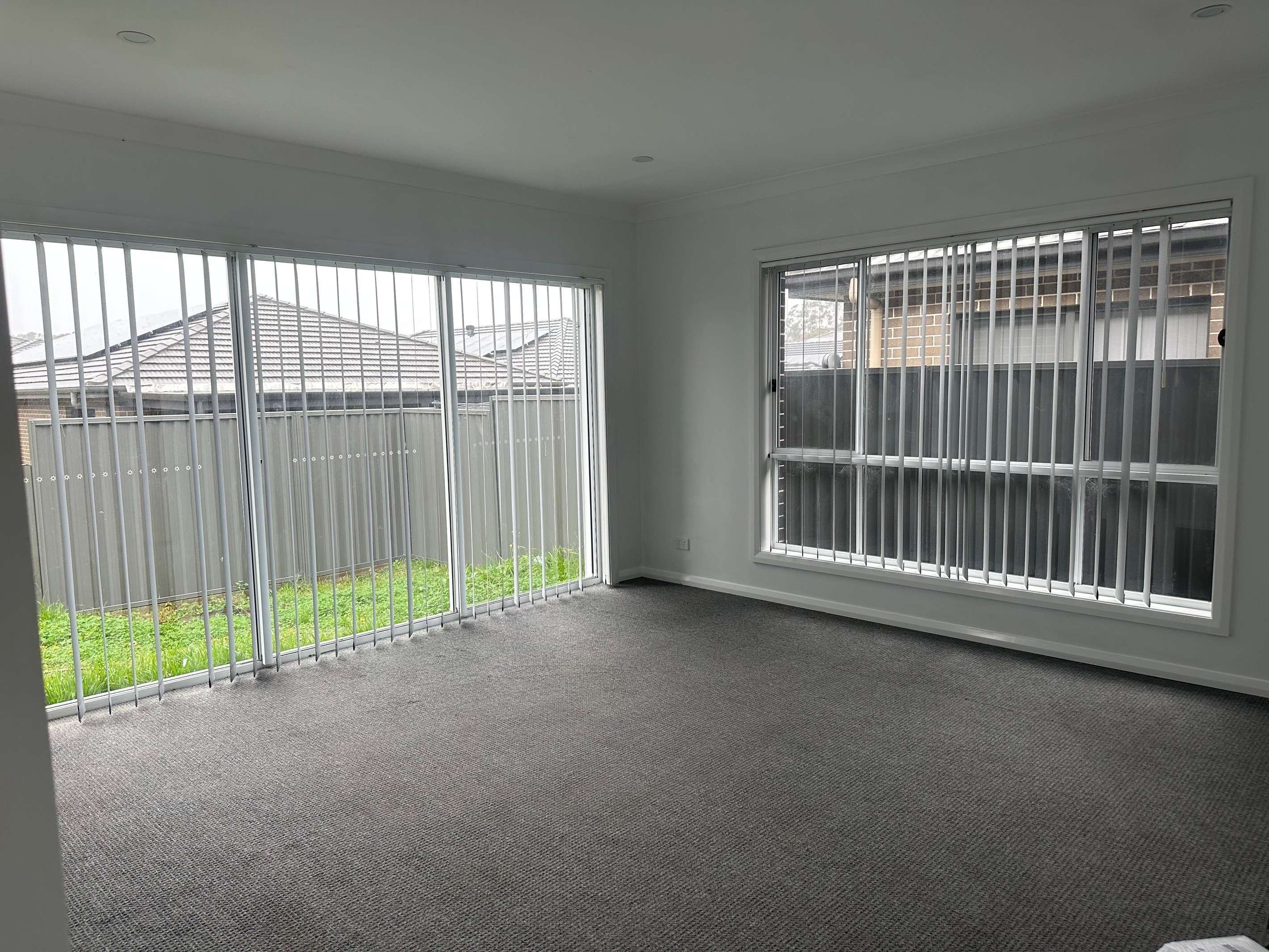 15 Whyalla Street, JORDAN SPRINGS, NSW 2747