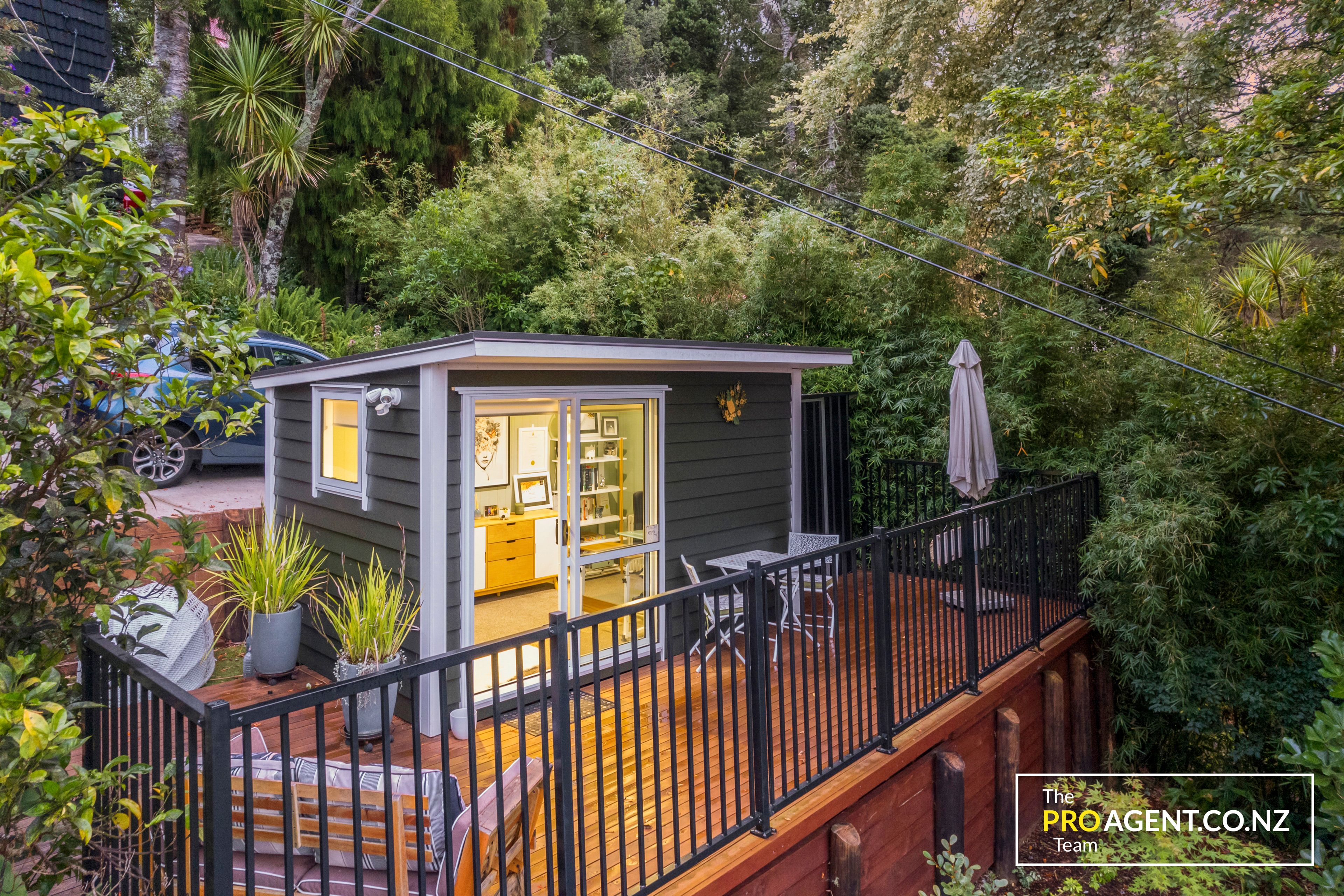 123 Laingholm Drive, Laingholm, Waitakere City