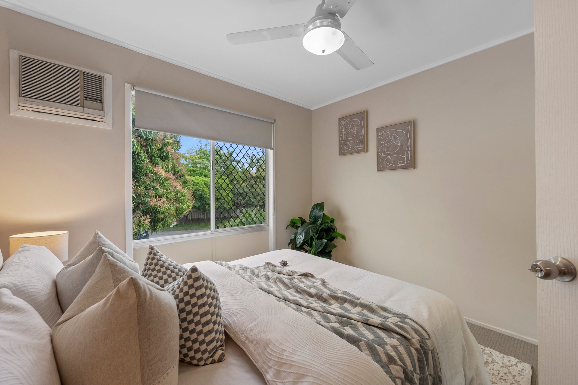 20 Nowland Avenue — photo 9 of 16