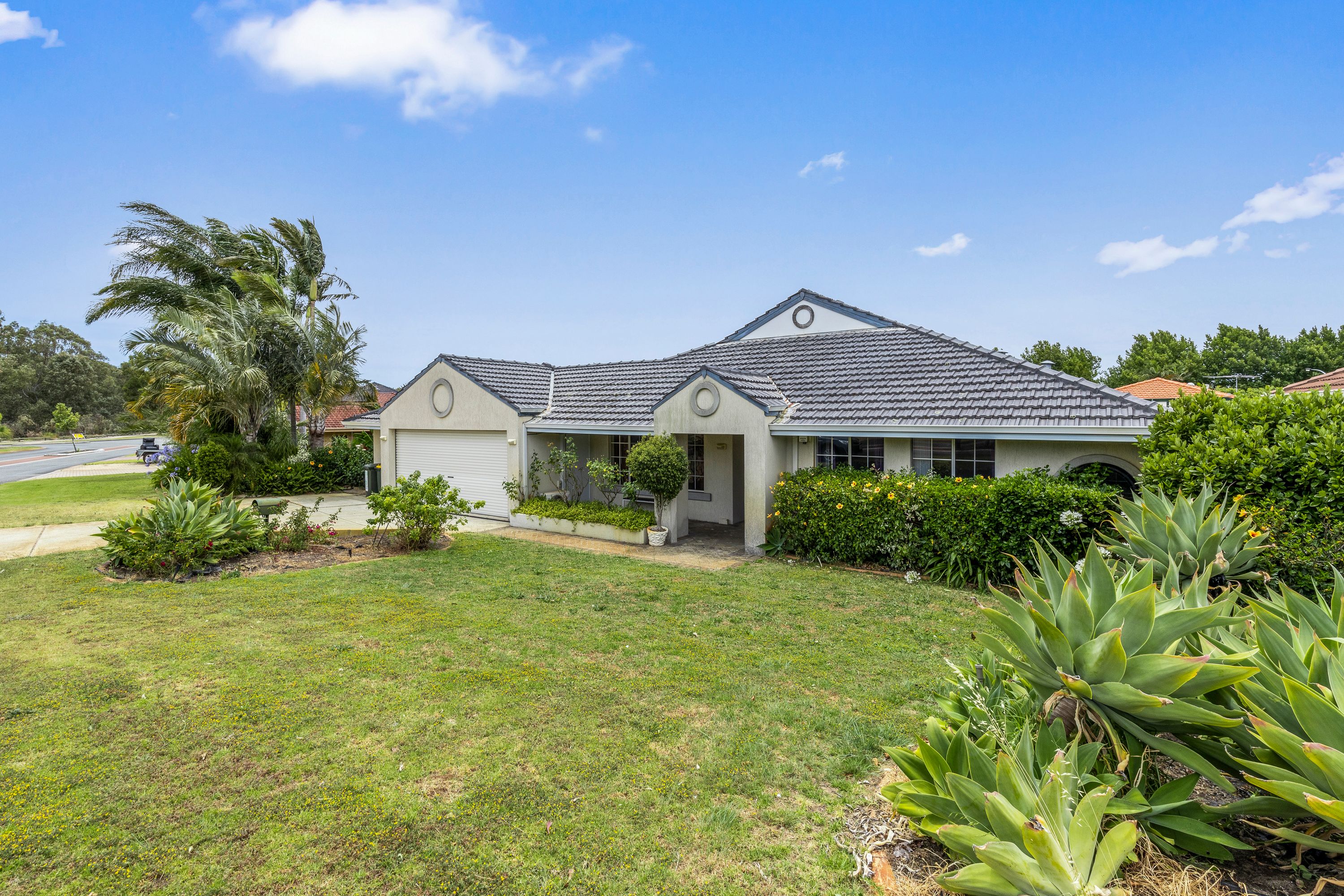 414 Summerlakes Parade, Ballajura, WA 6066