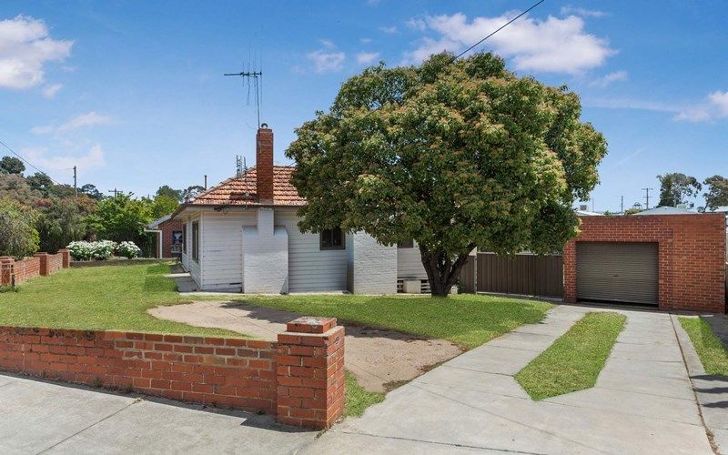 142 Gladstone Street, Quarry Hill, VIC 3550