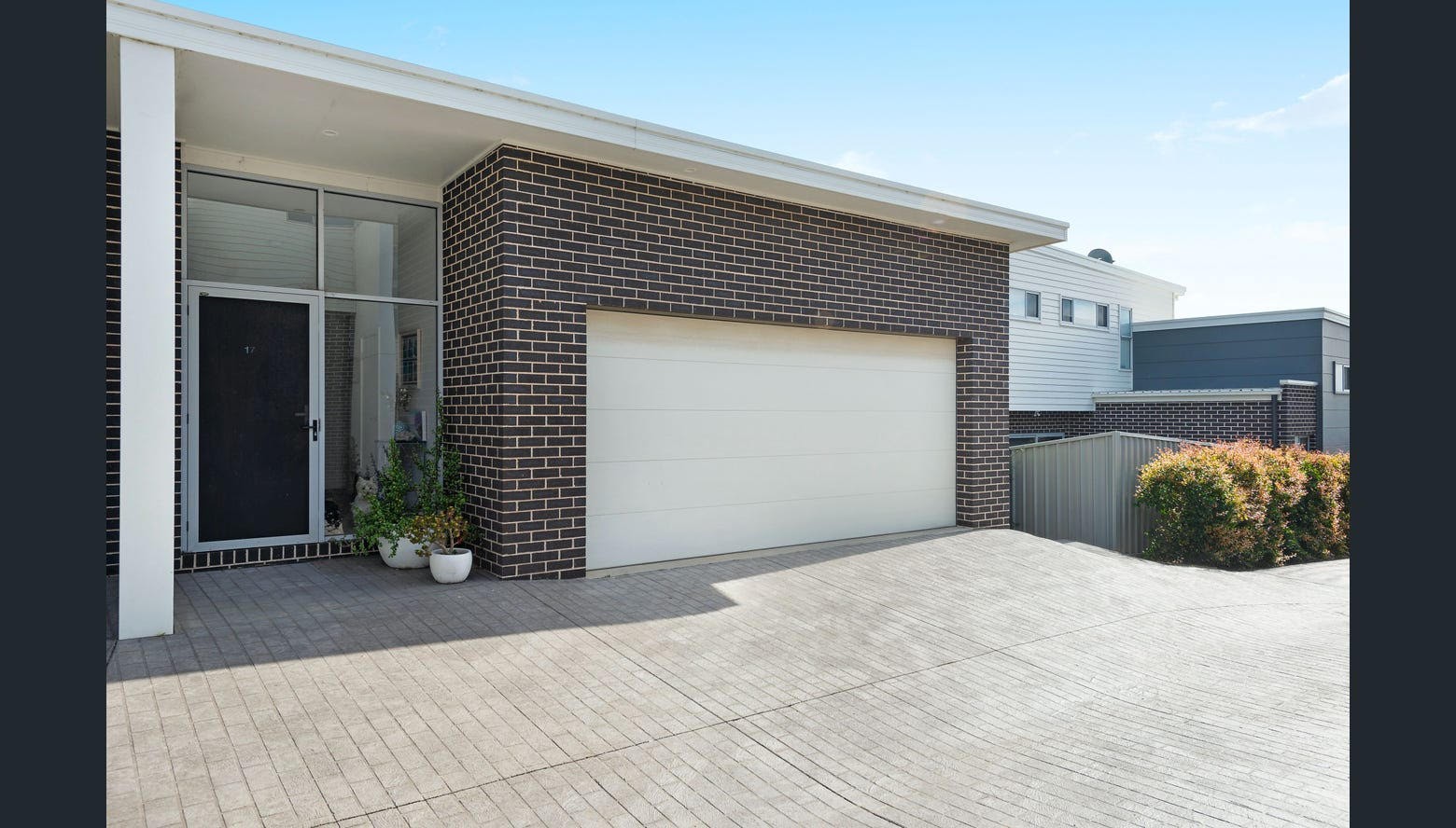 17 National Avenue, Shell Cove, NSW 2529