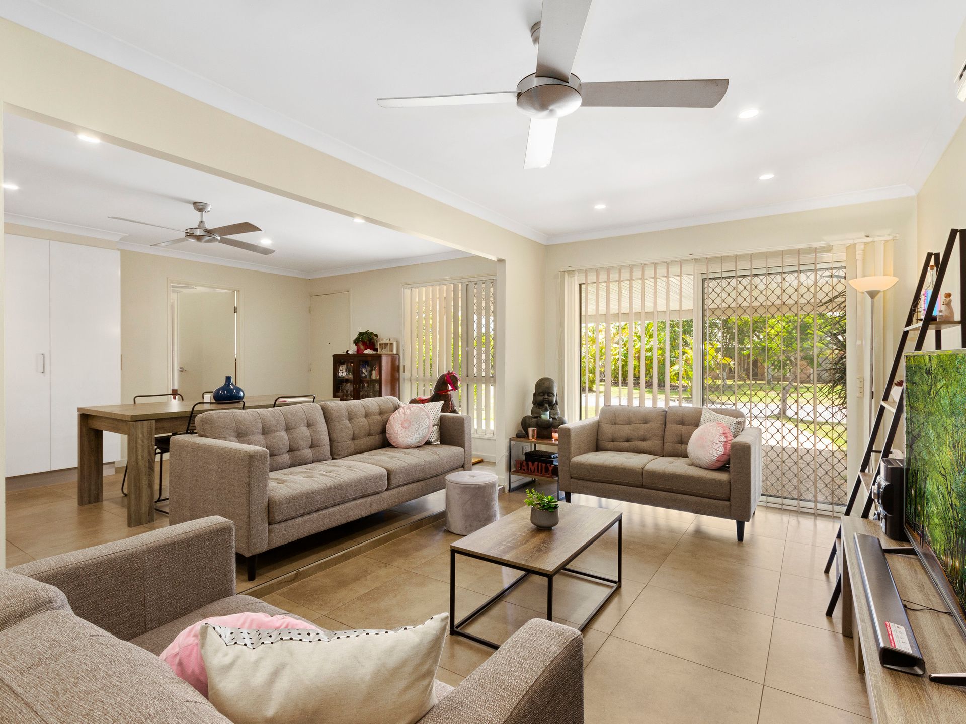 23 Angelo Avenue, Coombabah, QLD 4216