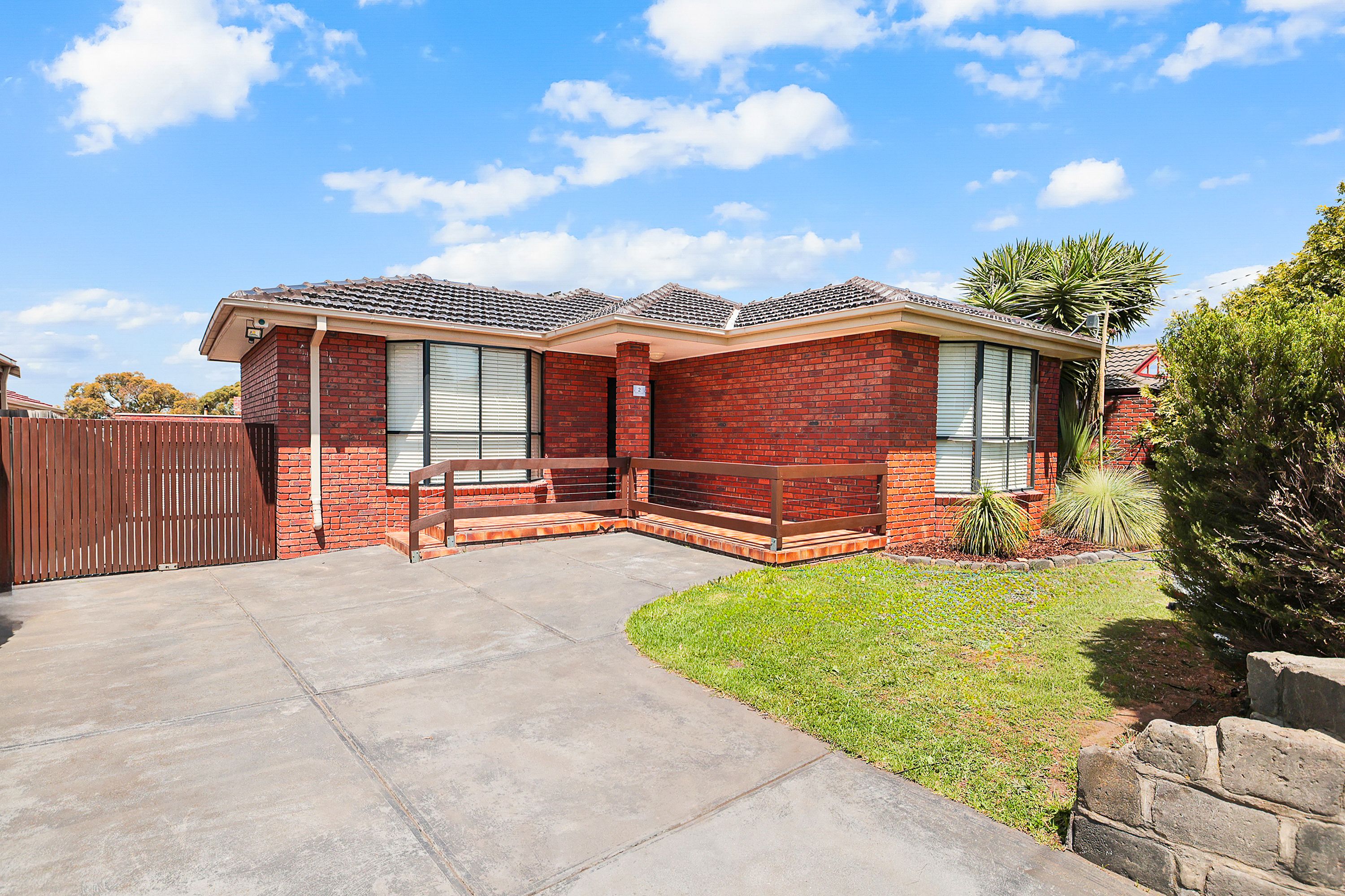 2 Moffat Court, Greenvale VIC 3059