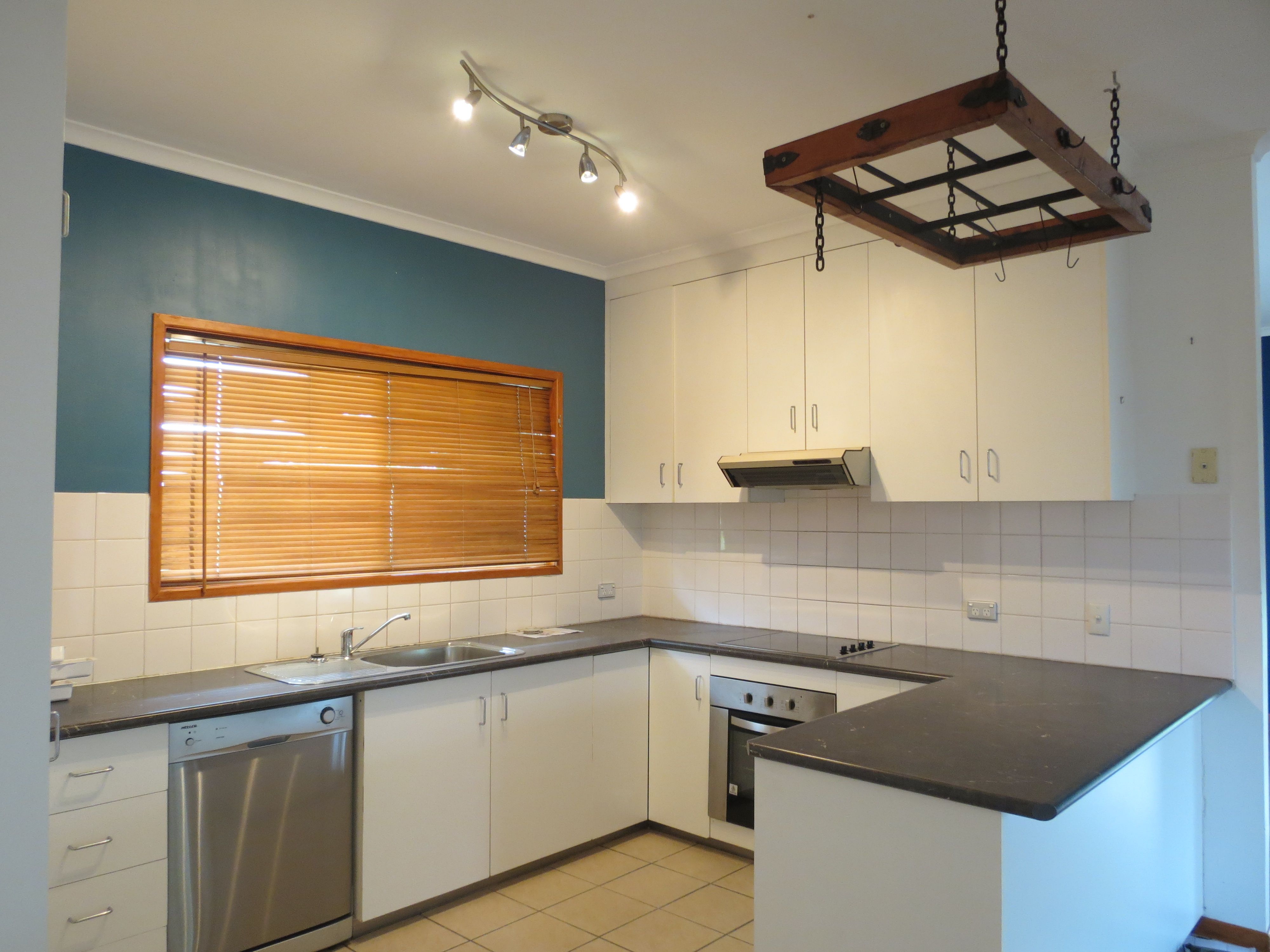 98 Moody Street, Emerald, QLD 4720