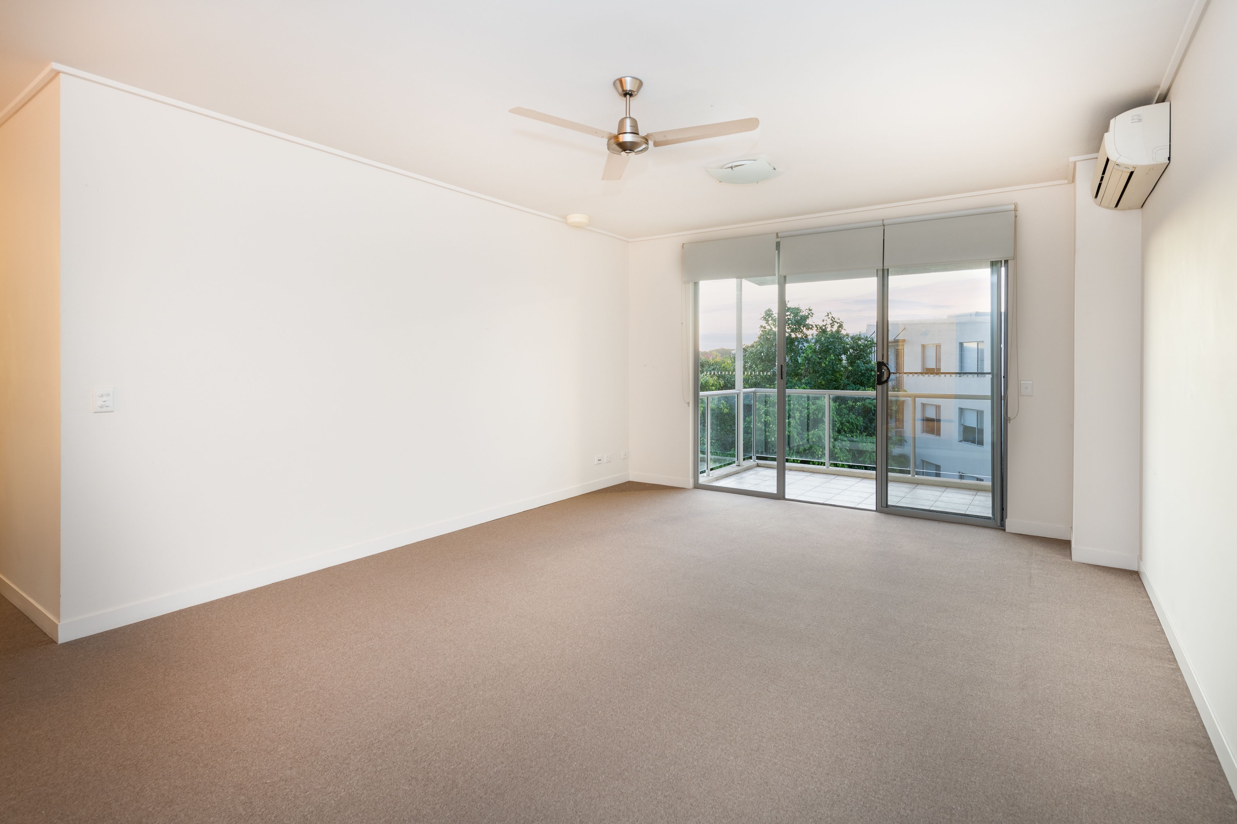 635/64 Sickle Avenue, Hope Island, QLD 4212