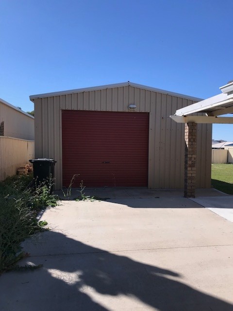 28 North Shore Drive, Dongara, WA 6525