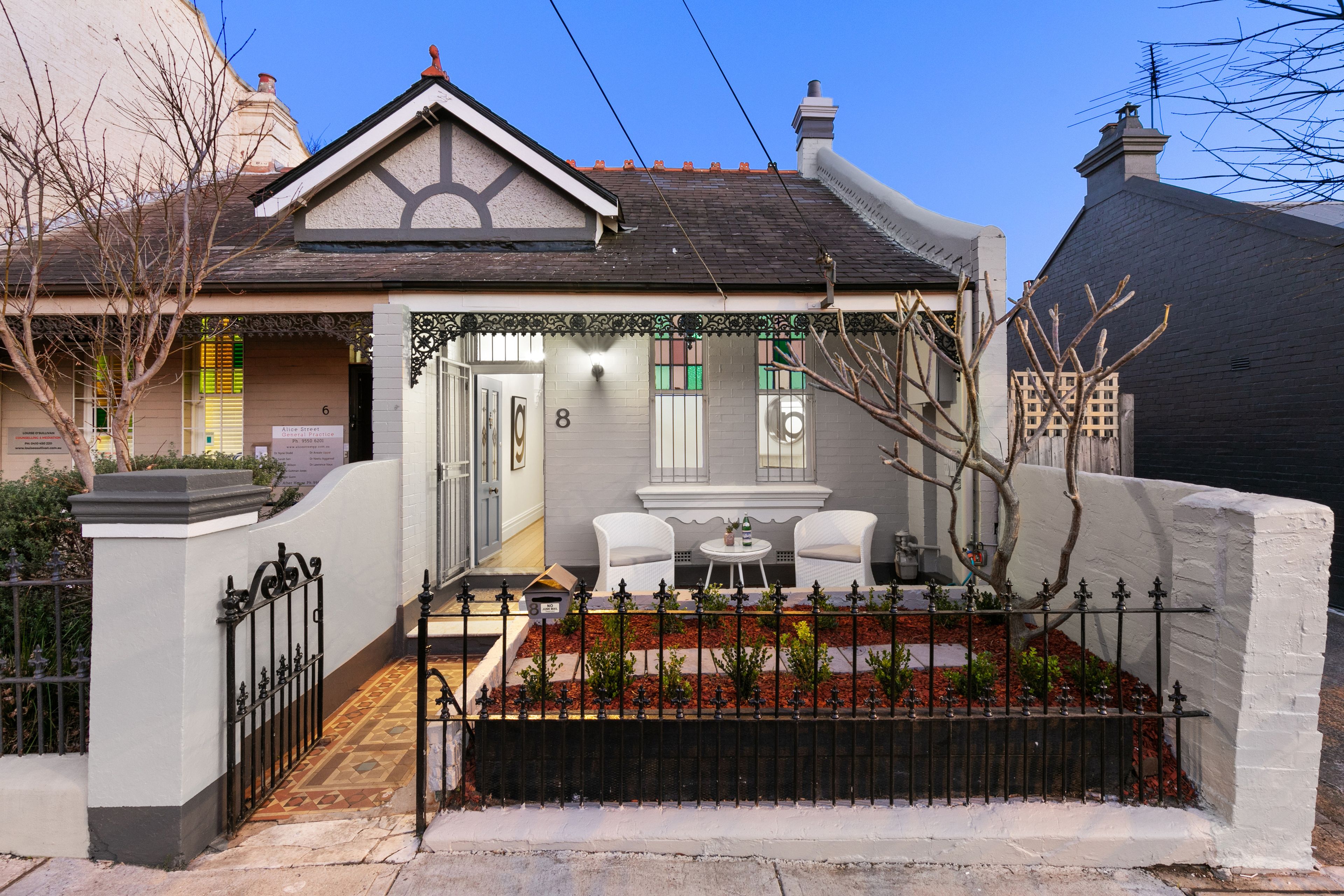 8 Alice Street