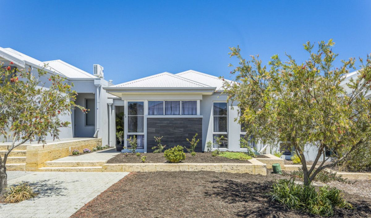 36 Bowline Avenue — photo from Ray White Northern Coast