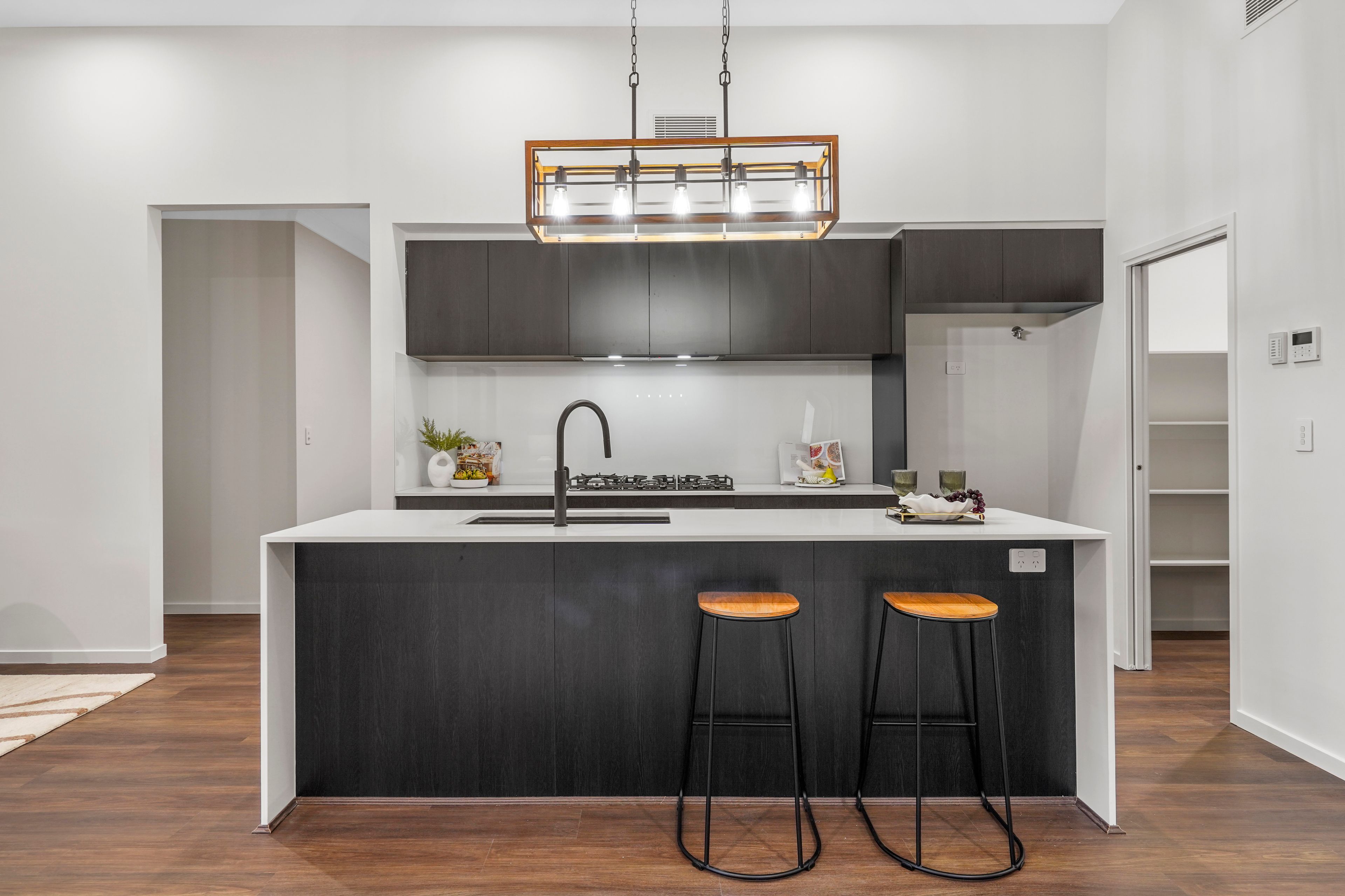 48 Solaris Crescent — photo 8 of 27