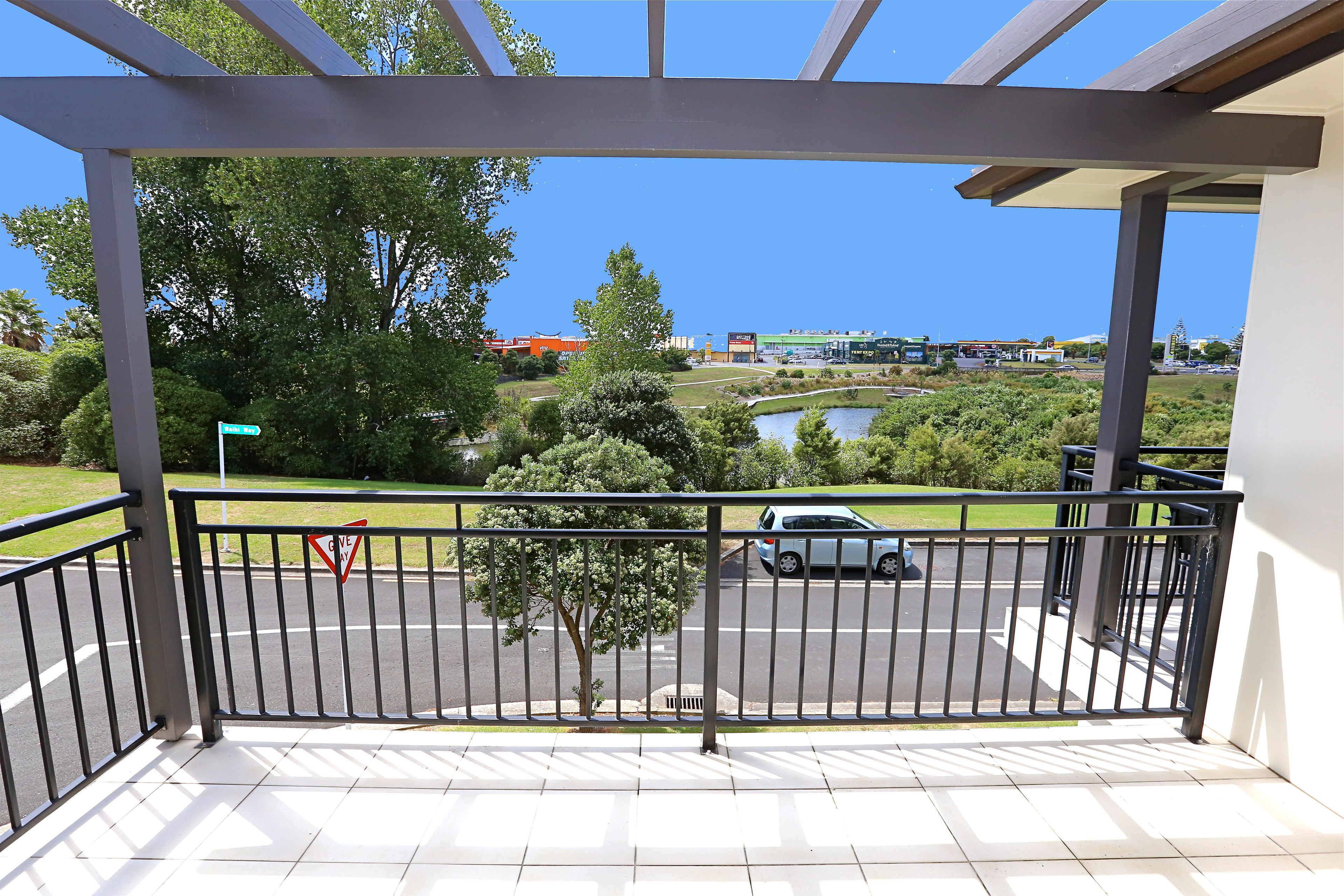 3/9 Waihi Way, Botany, Auckland