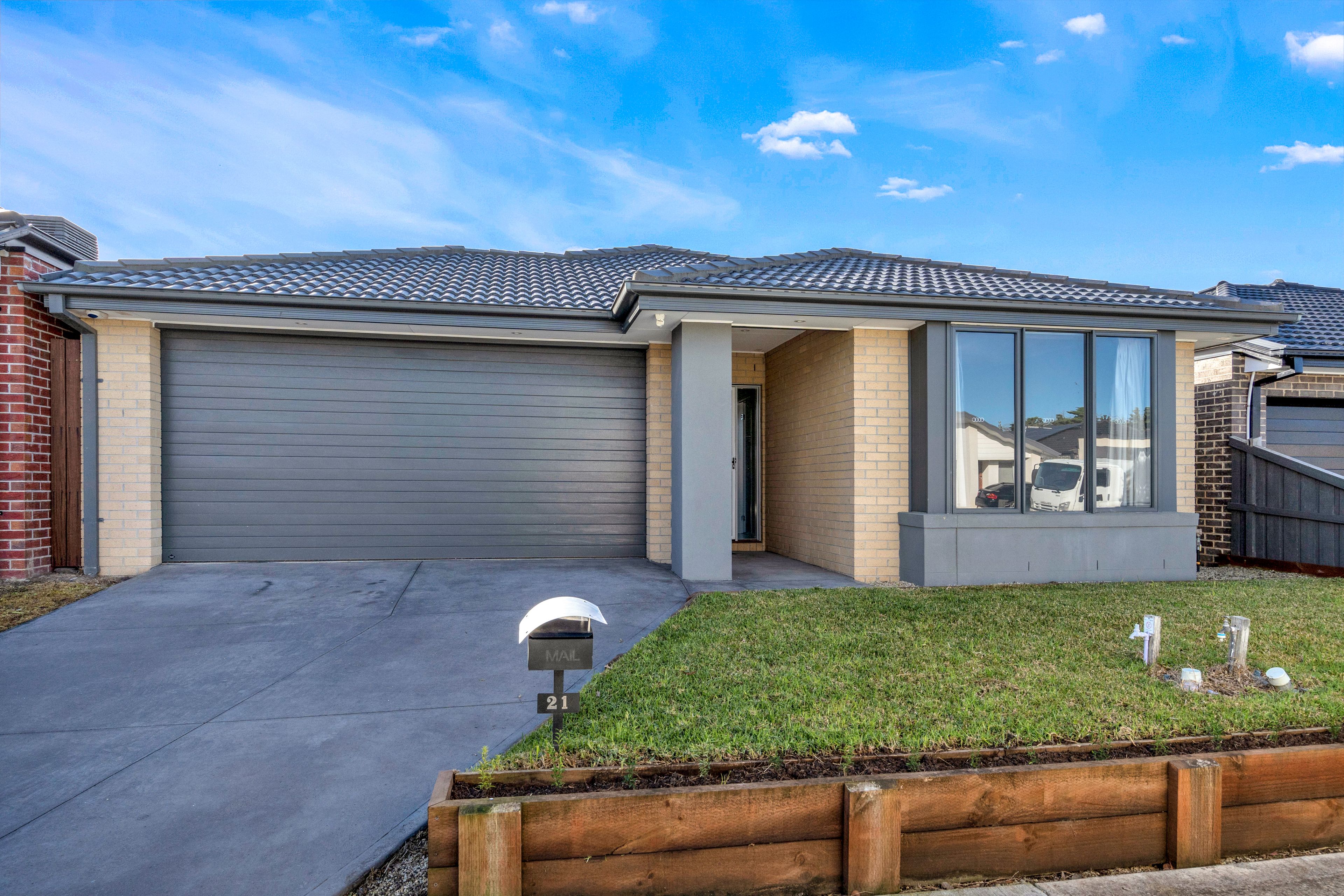 21 Straw Flower Circuit, Greenvale, VIC 3059 Sold House Ray White