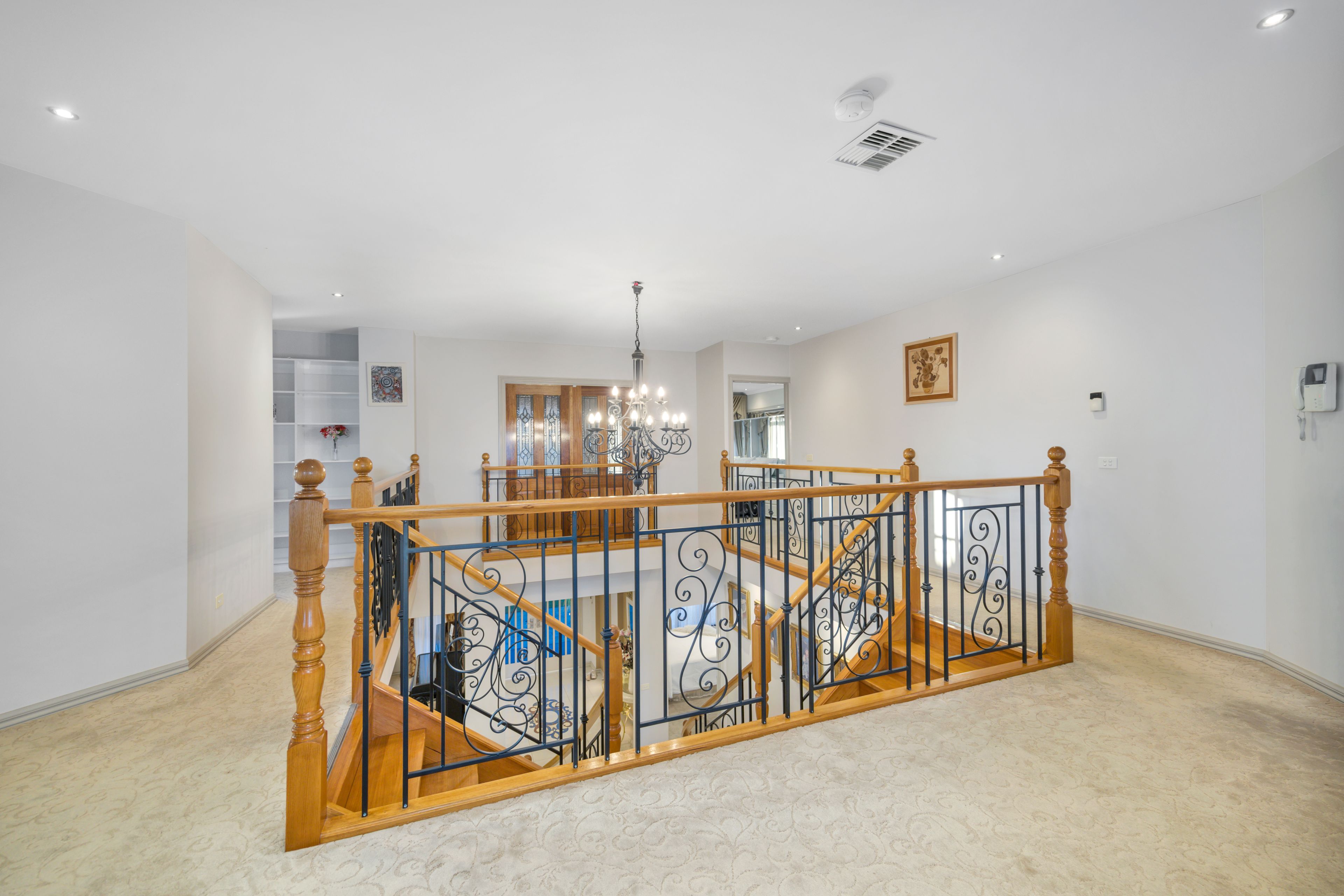 7 Meldrum Close — photo 17 of 30