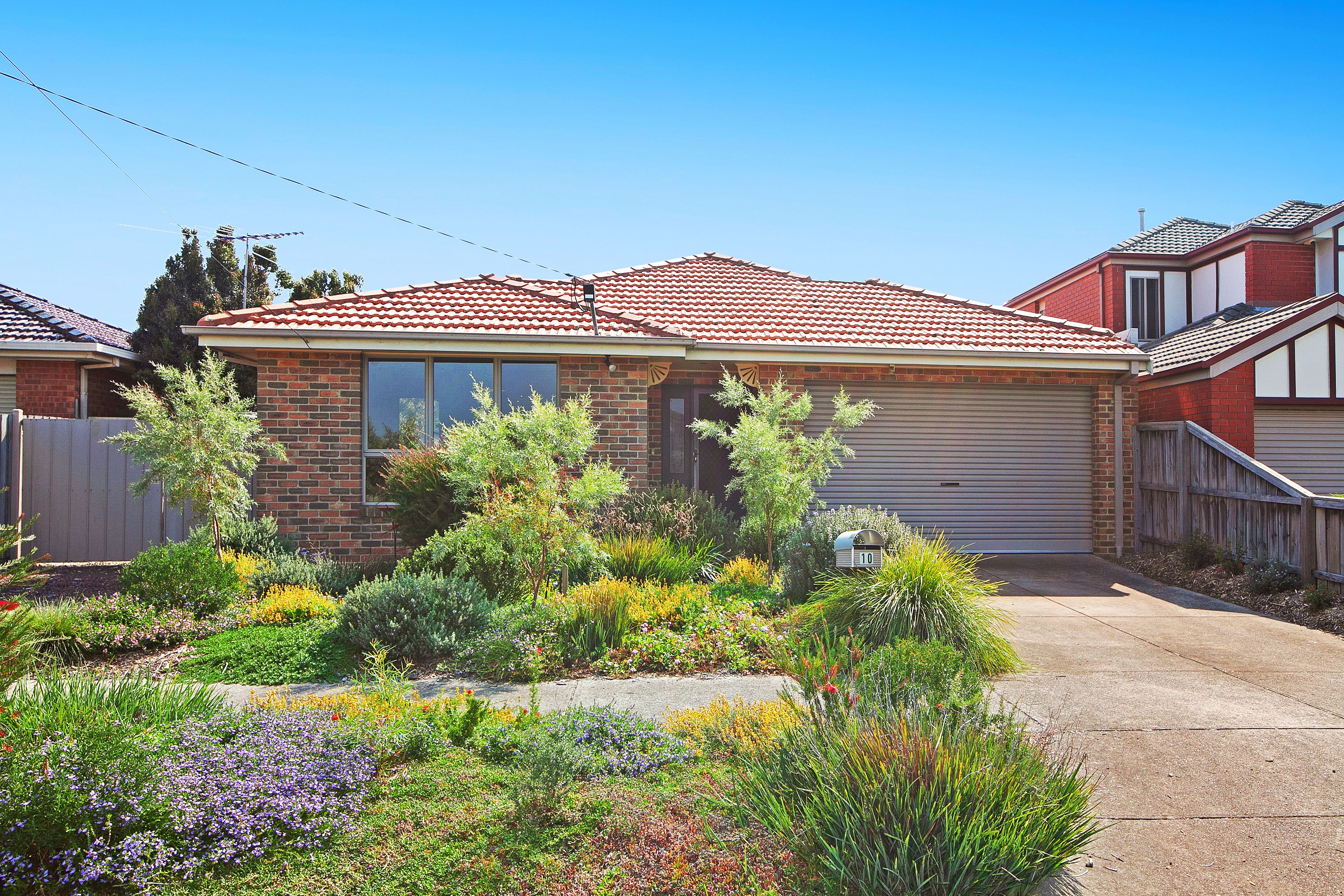 10 McMahon Road, Reservoir VIC 3073