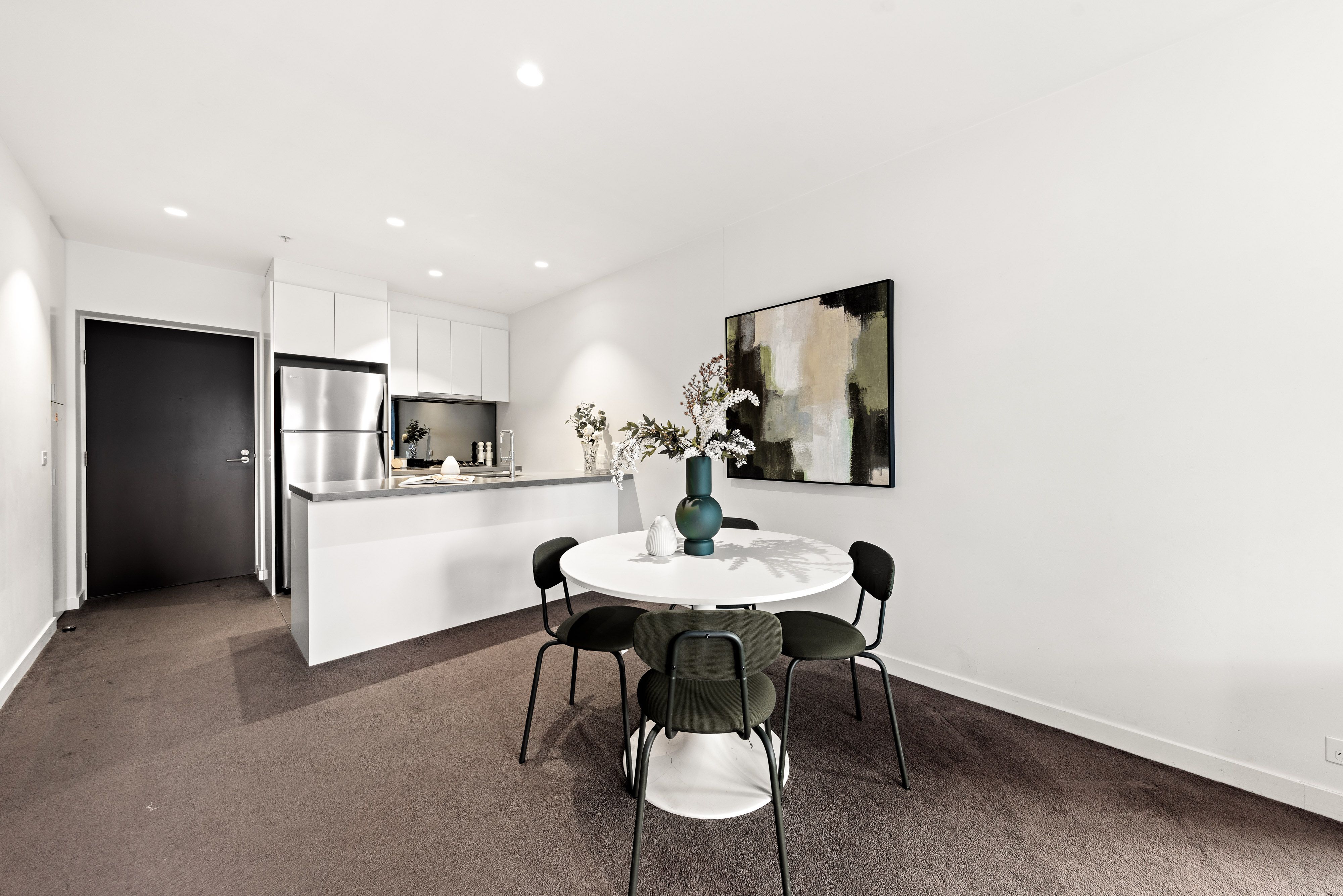 1611/45 Clarke Street — photo 5 of 19