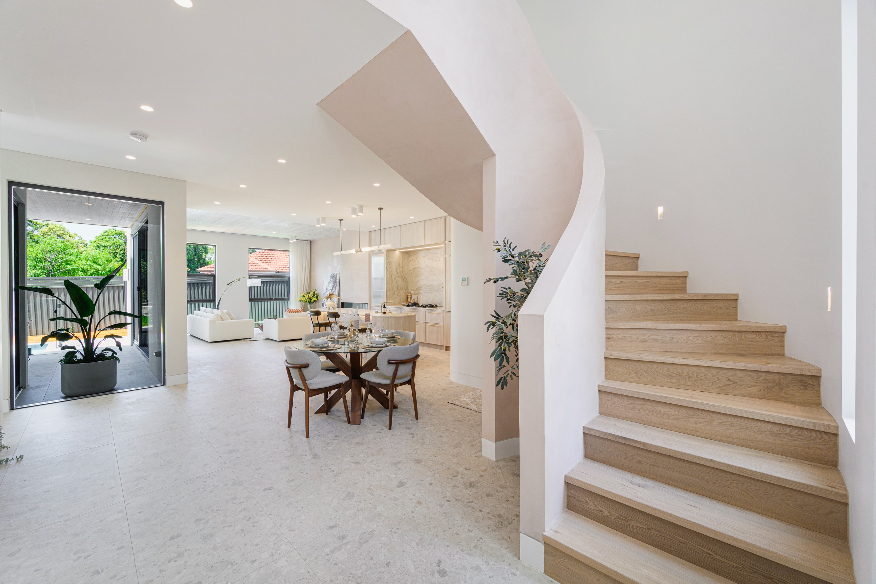 5 The Crescent, Russell Lea, NSW 2046