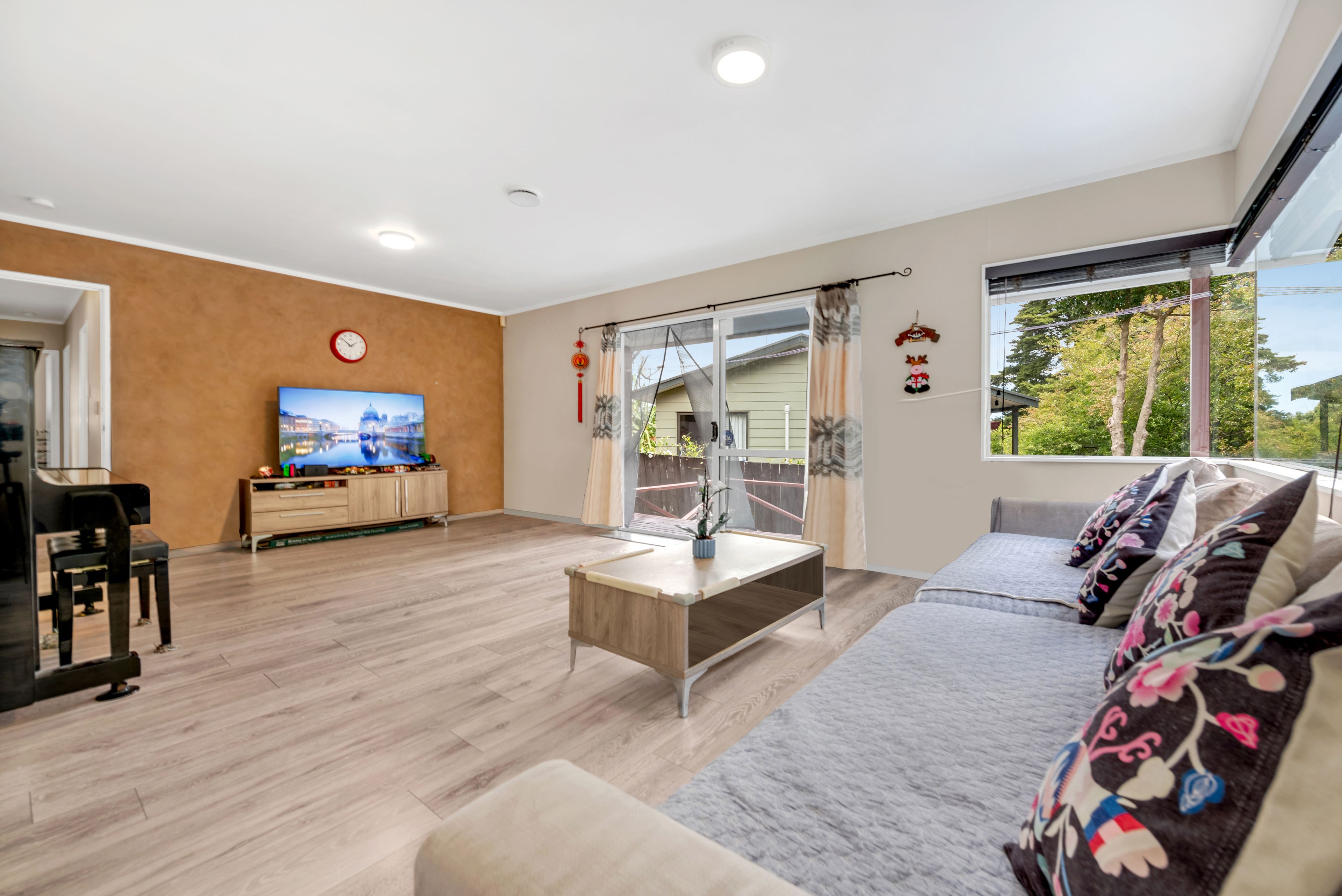 1/17A Idesia Place, Totara Heights, Manukau City
