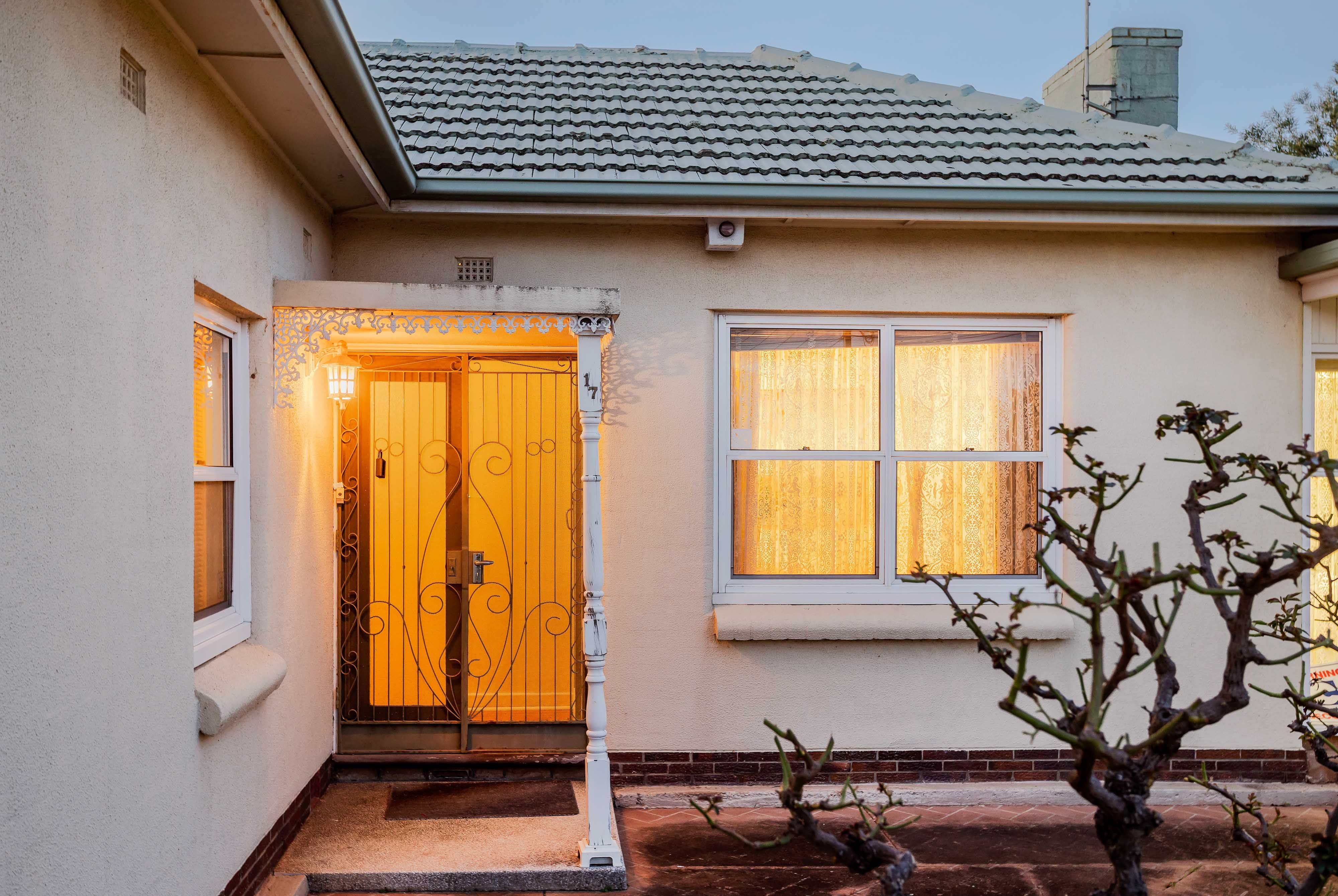 17 Stuart Road, South Plympton, SA 5038