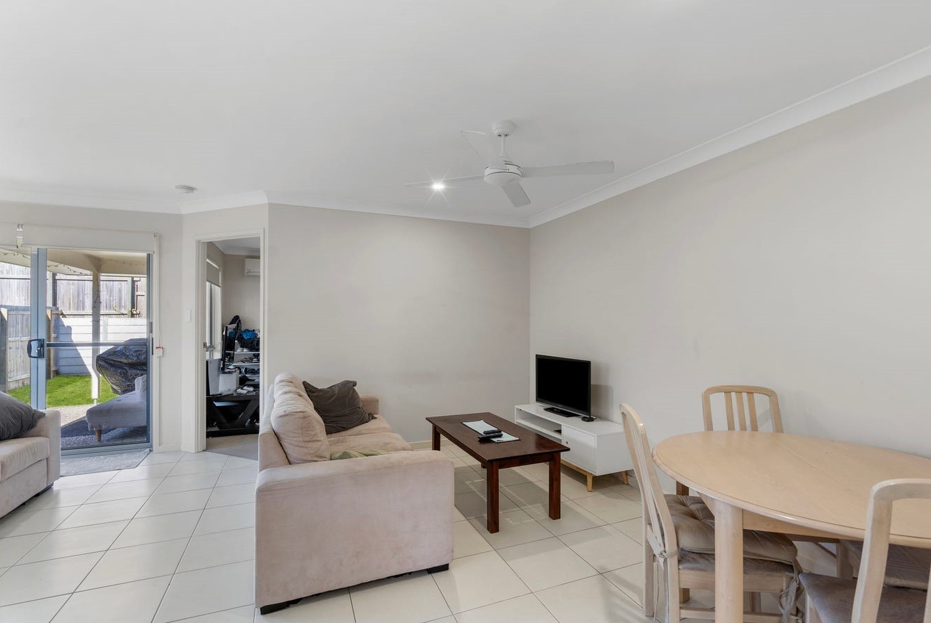 1/10 Rochester Street, Hillcrest, QLD 4118